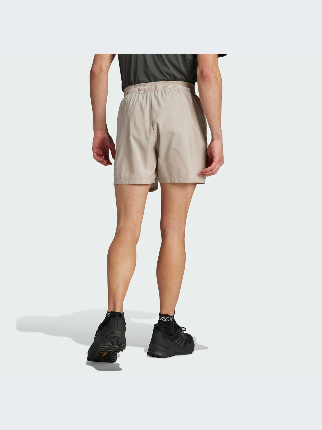 Шорты Adidas модель HZ6308-KZ Шорты Adidas модель HZ6308-KZ Фото