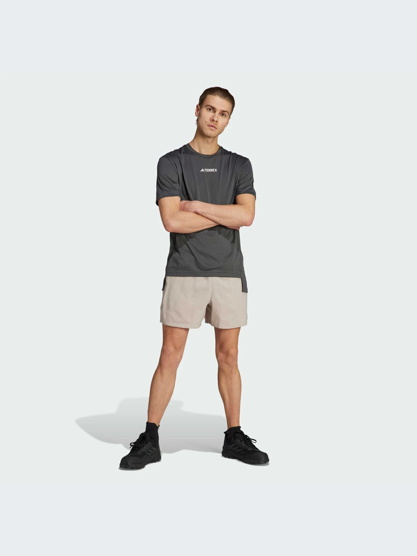 Шорты Adidas модель HZ6308-KZ Шорты Adidas модель HZ6308-KZ Фото