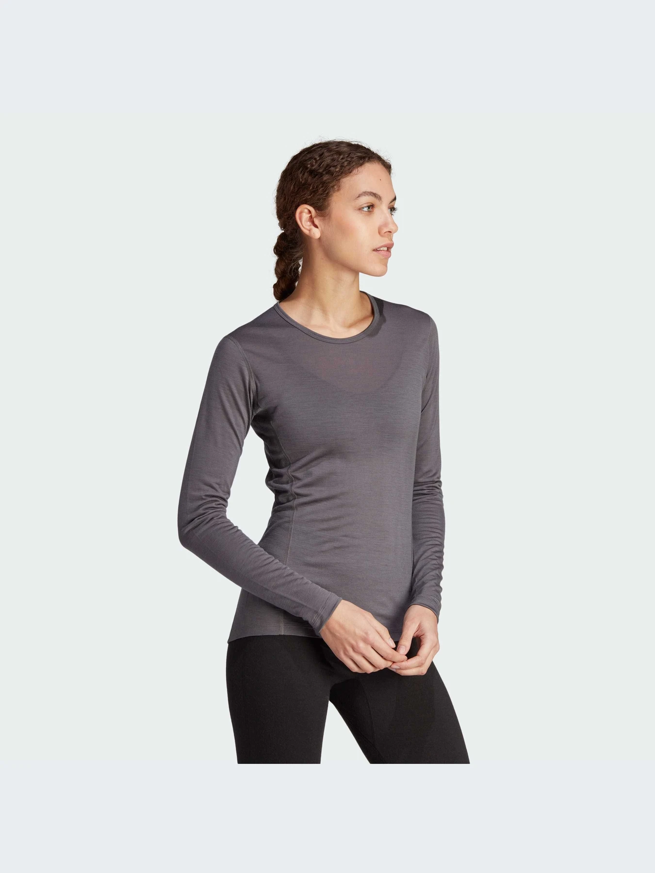 Худи и свитшоты Adidas модель HZ8558-KZ Худи и свитшоты Adidas модель HZ8558-KZ Фото