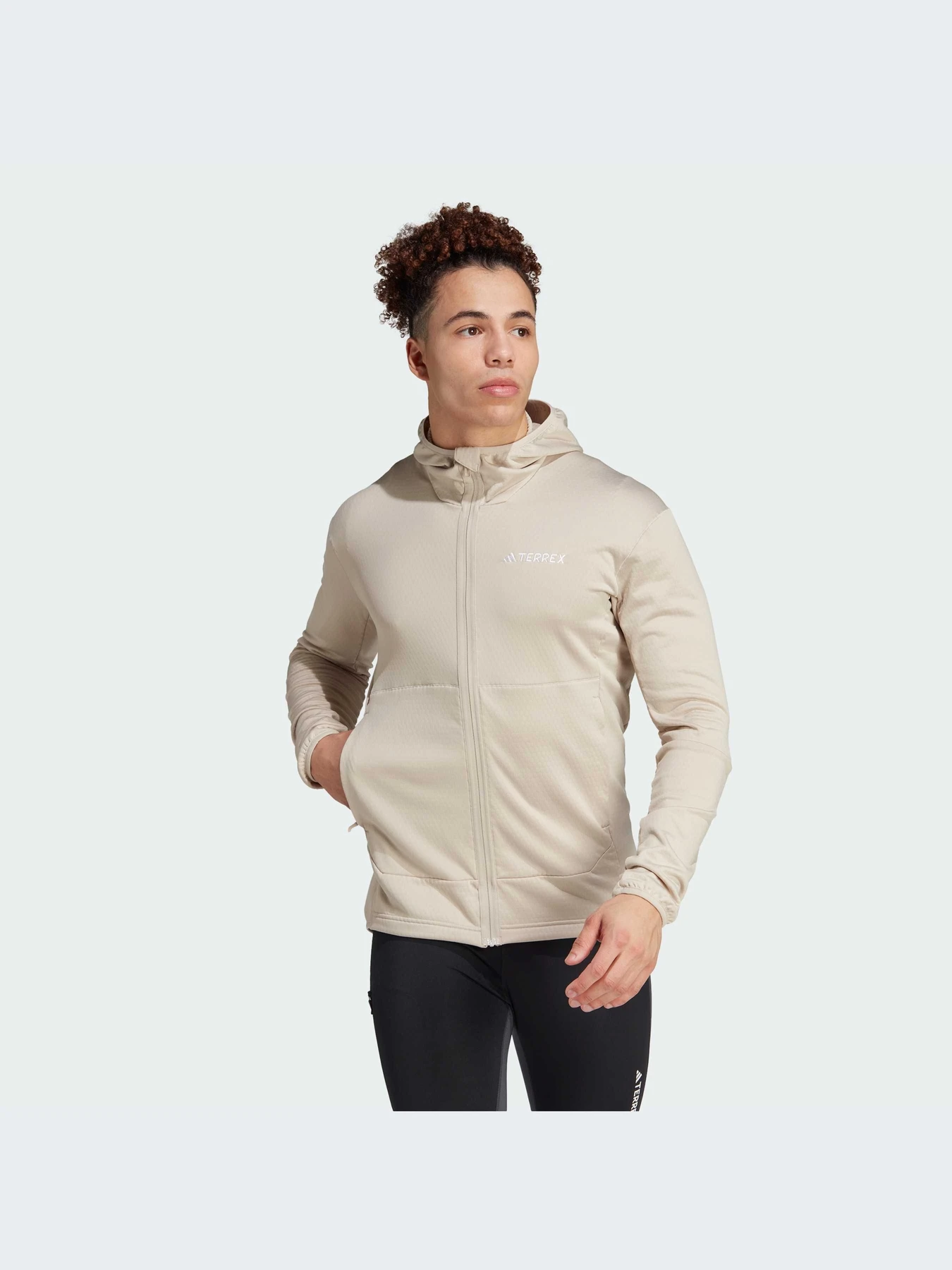 Худи и свитшоты Adidas модель IB1827-KZ Худи и свитшоты Adidas модель IB1827-KZ Фото