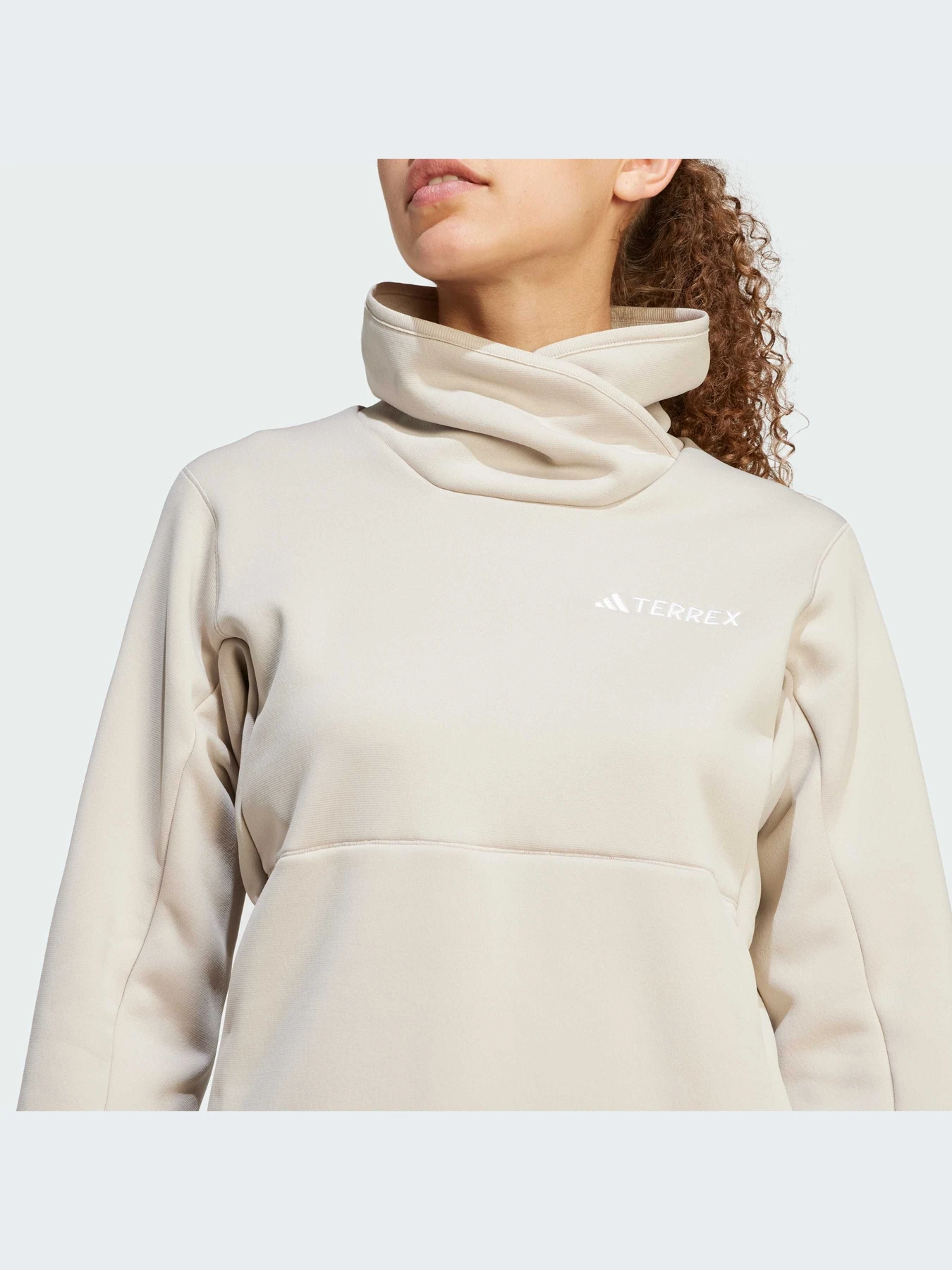 Худи и свитшоты Adidas модель IB1834-KZ Худи и свитшоты Adidas модель IB1834-KZ Фото