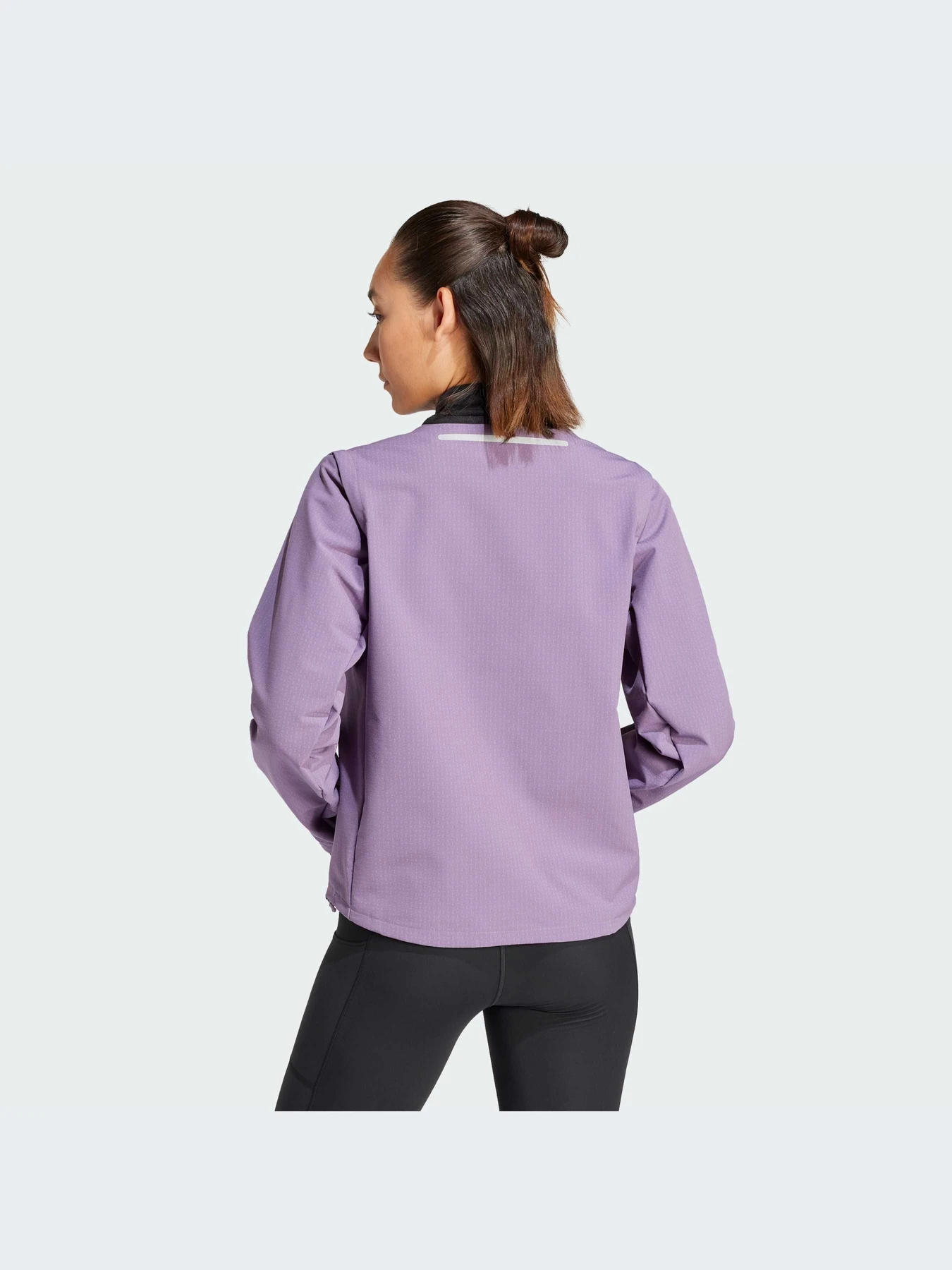 Куртки и дубленки Adidas модель IM1916-KZ Куртки и дубленки Adidas модель IM1916-KZ Фото