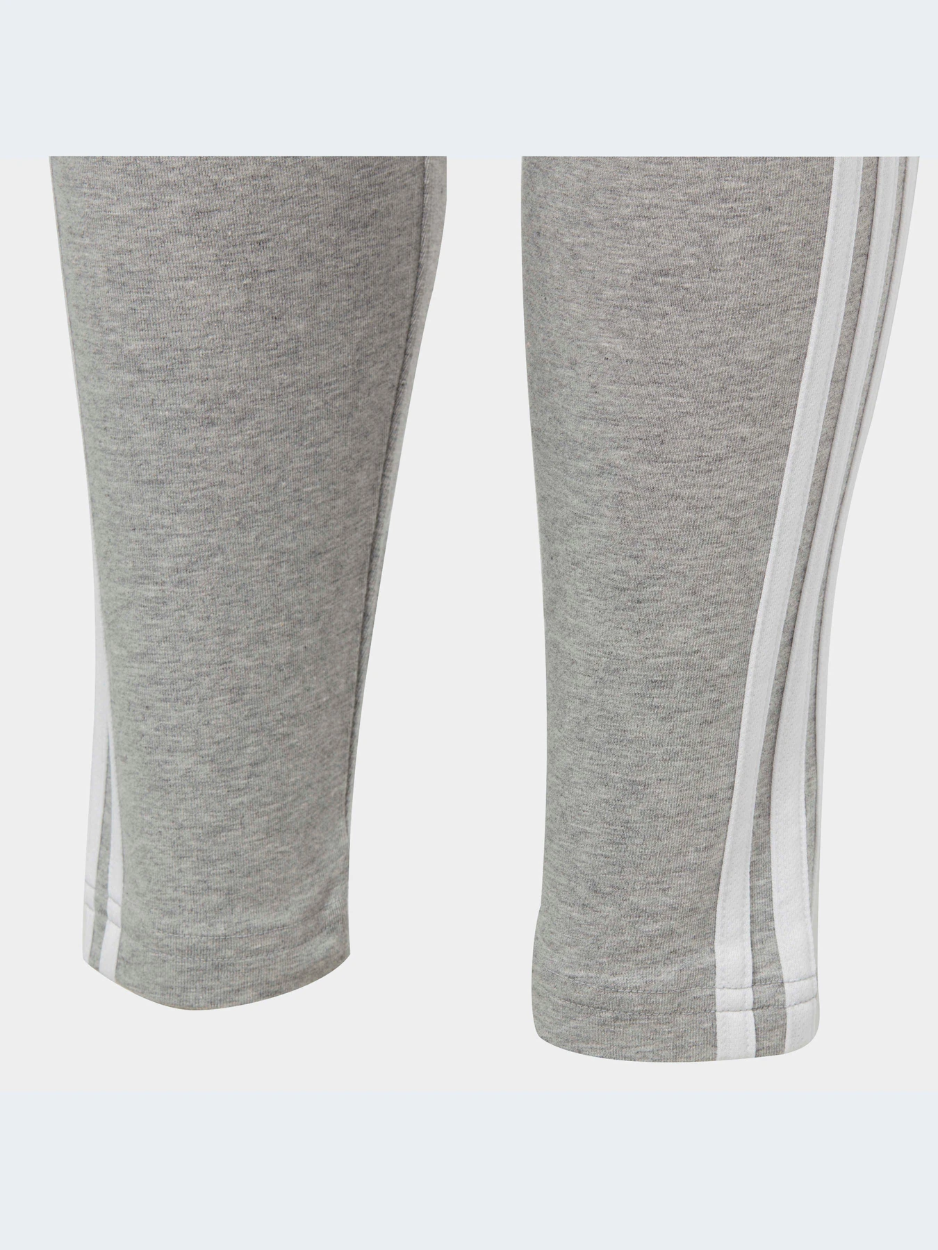 Брюки Adidas модель IC3624-KZ Брюки Adidas модель IC3624-KZ Фото