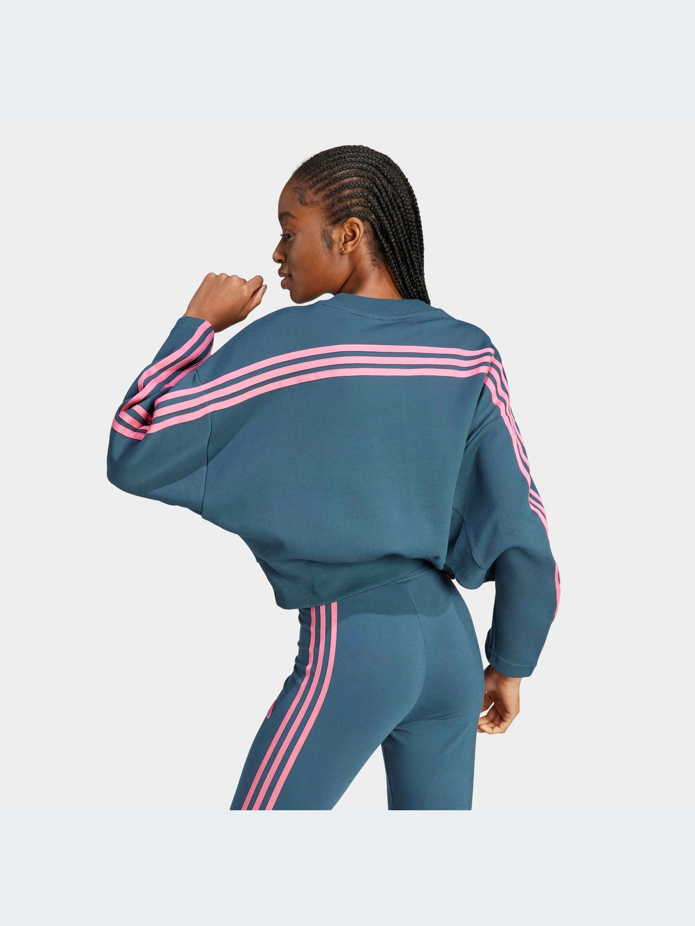 Худи и свитшоты Adidas модель IL3055-KZ Худи и свитшоты Adidas модель IL3055-KZ Фото