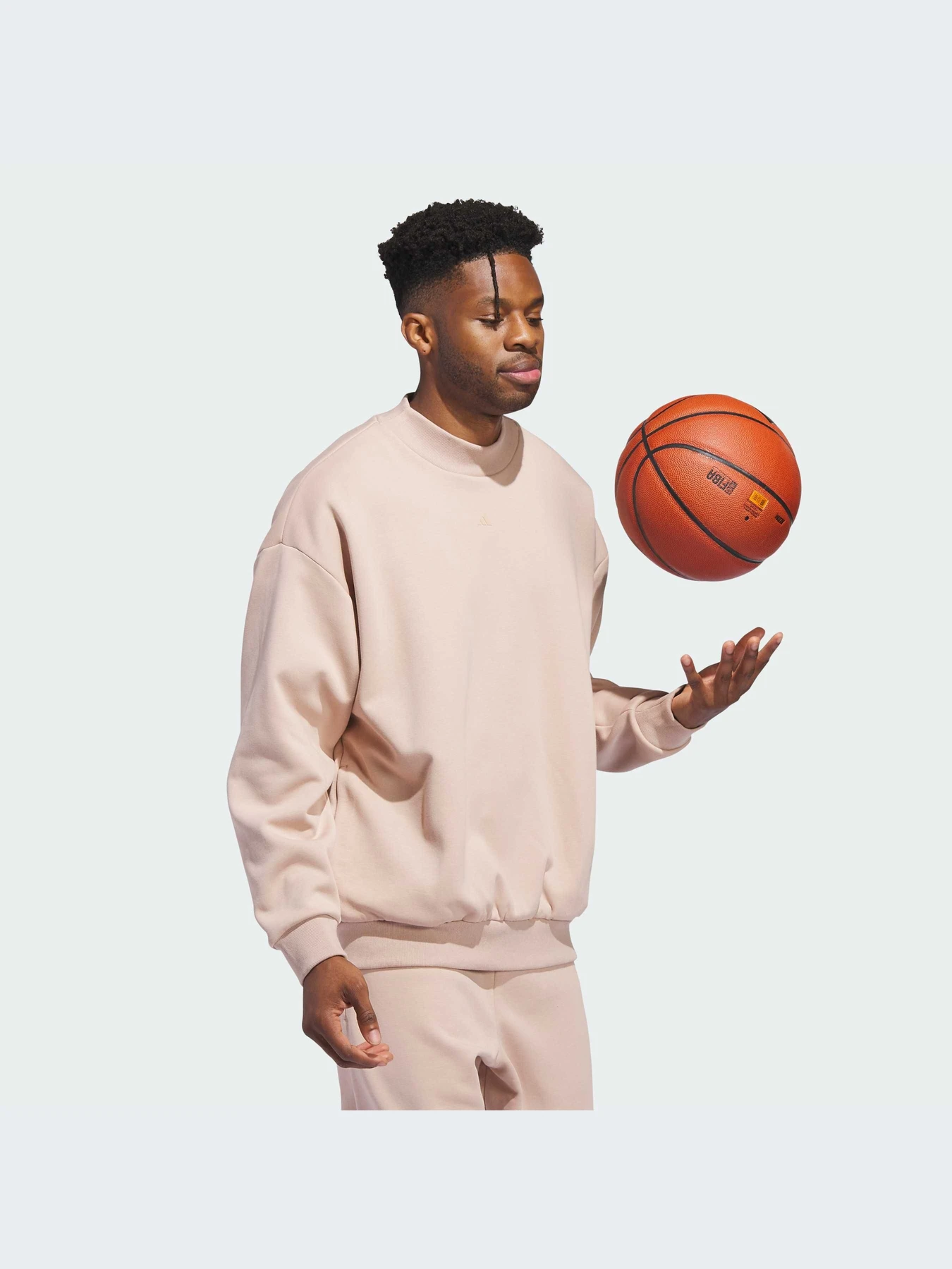 Худи и свитшоты Adidas модель IM8422-KZ Худи и свитшоты Adidas модель IM8422-KZ Фото
