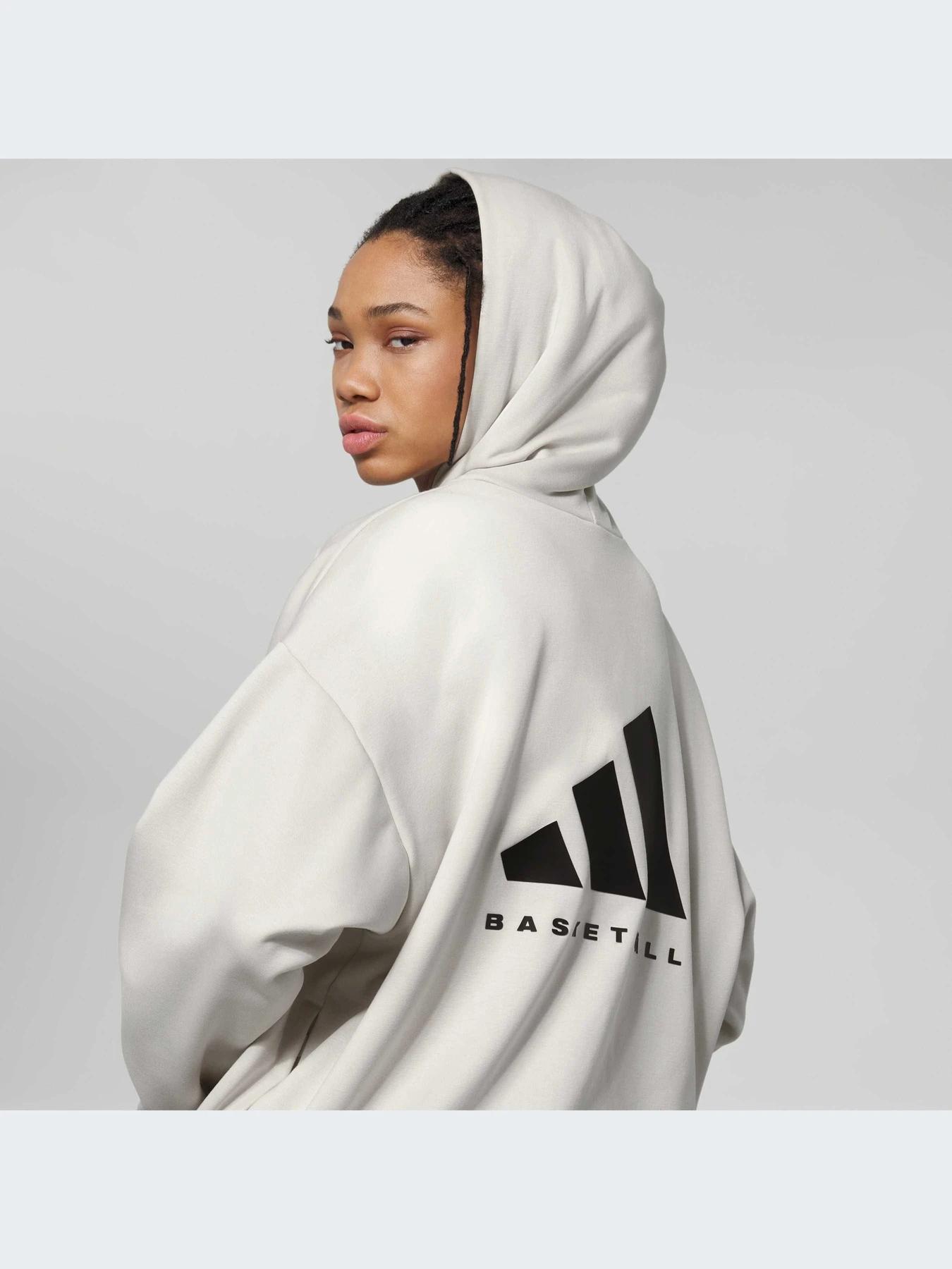 Худи и свитшоты Adidas модель IN4241-KZ Худи и свитшоты Adidas модель IN4241-KZ Фото