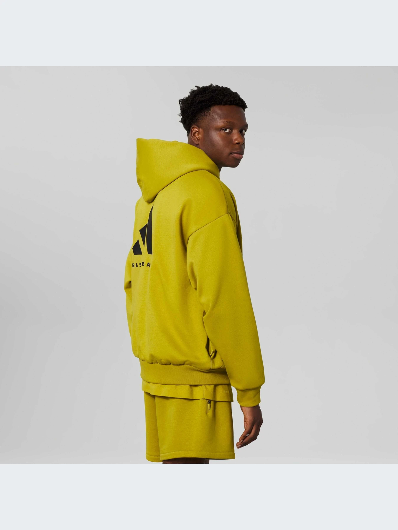Худи и свитшоты Adidas модель IN4242-KZ Худи и свитшоты Adidas модель IN4242-KZ Фото