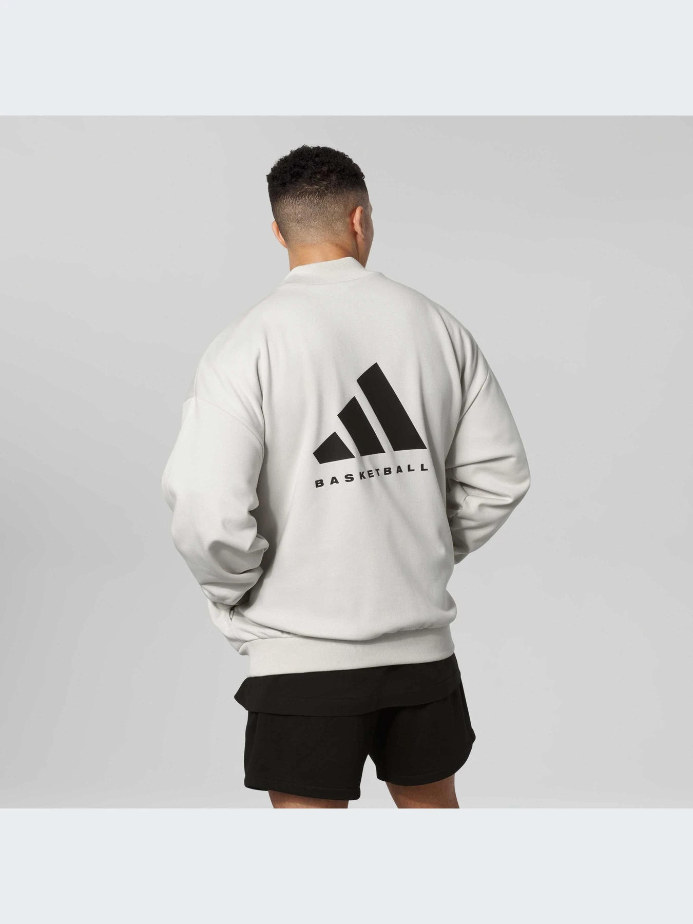 Худи и свитшоты Adidas модель IN4244-KZ Худи и свитшоты Adidas модель IN4244-KZ Фото