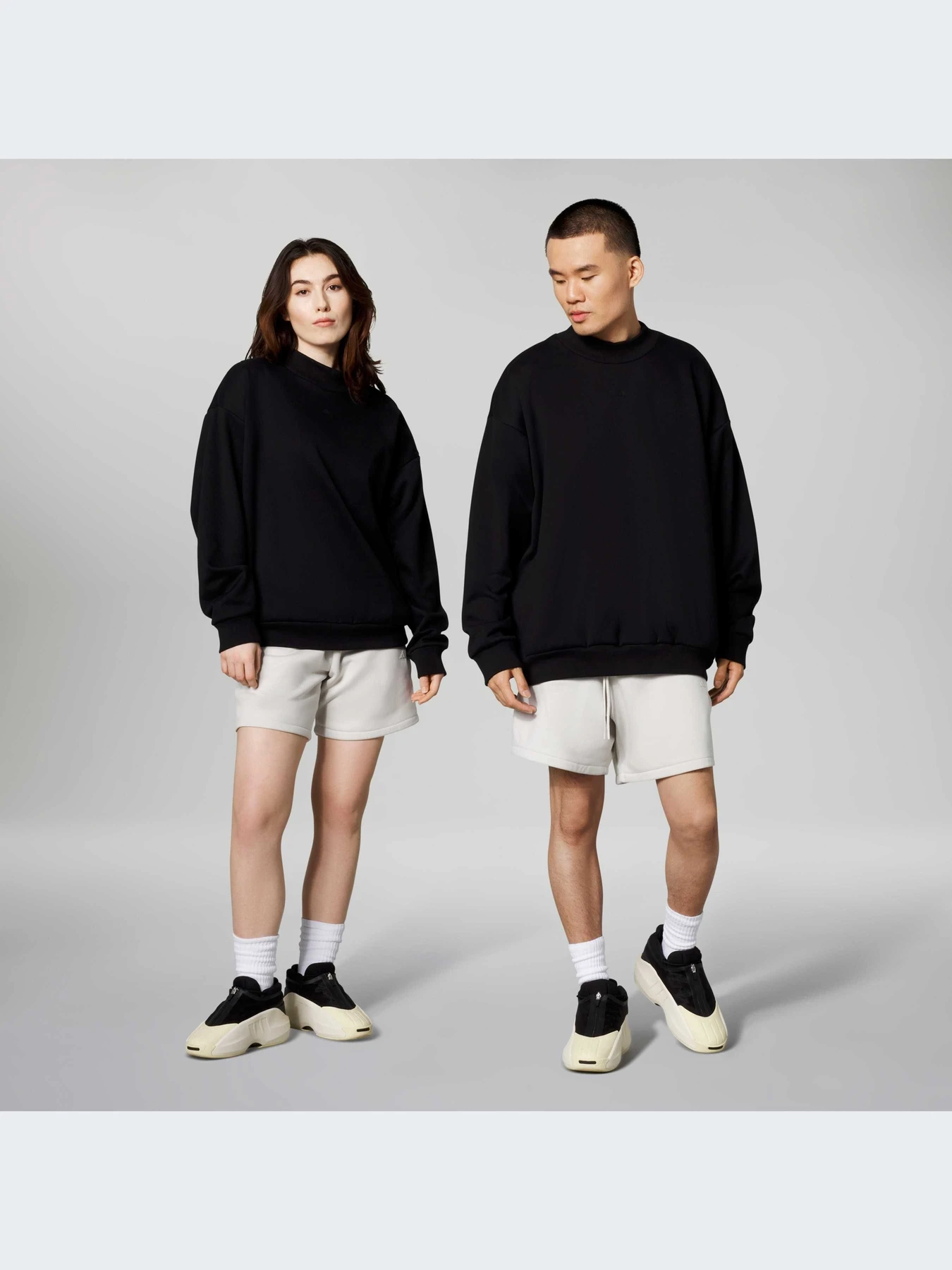 Худи и свитшоты Adidas модель IN4246-KZ Худи и свитшоты Adidas модель IN4246-KZ Фото