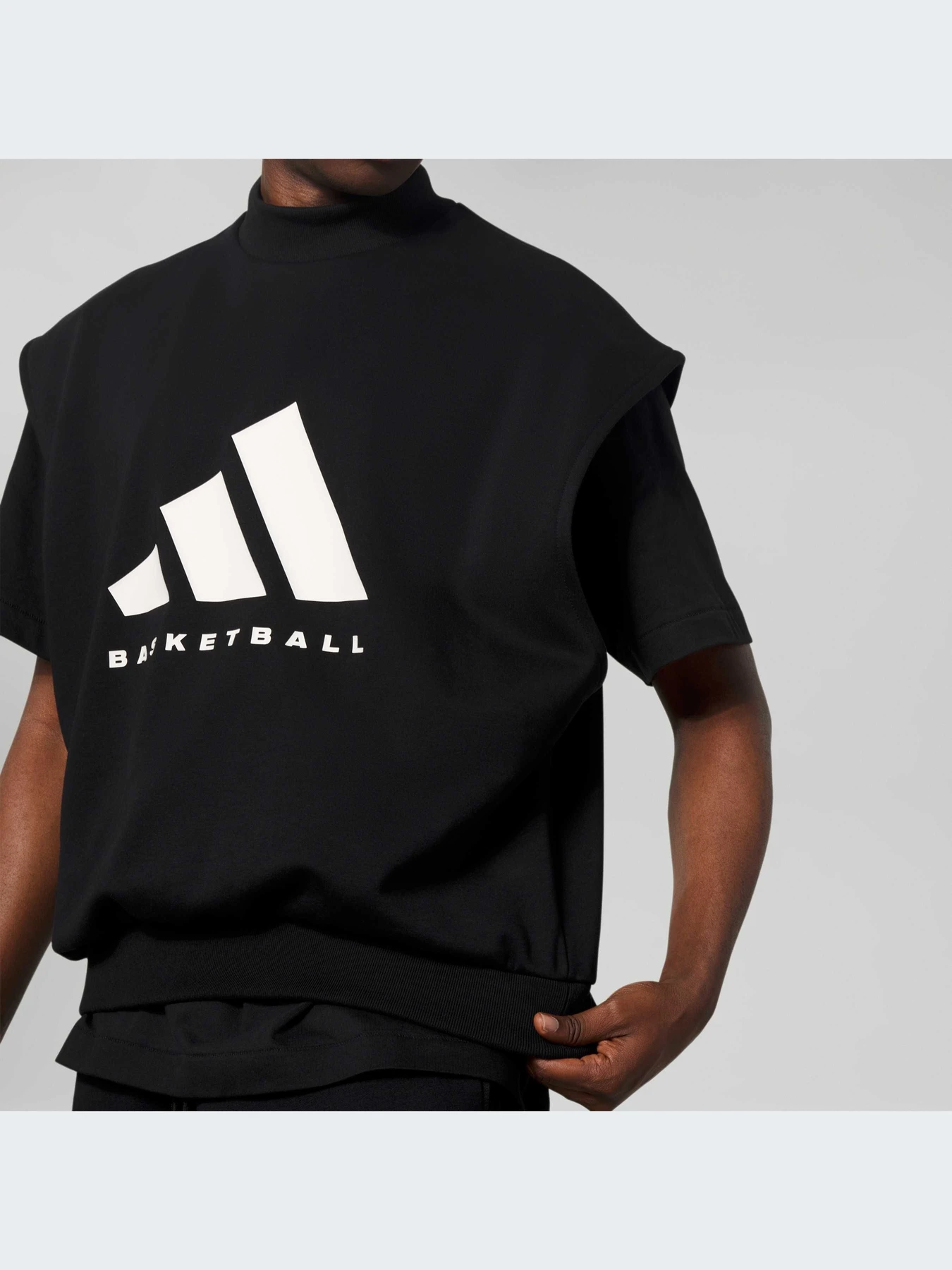 Худи и свитшоты Adidas модель IN4247-KZ Худи и свитшоты Adidas модель IN4247-KZ Фото