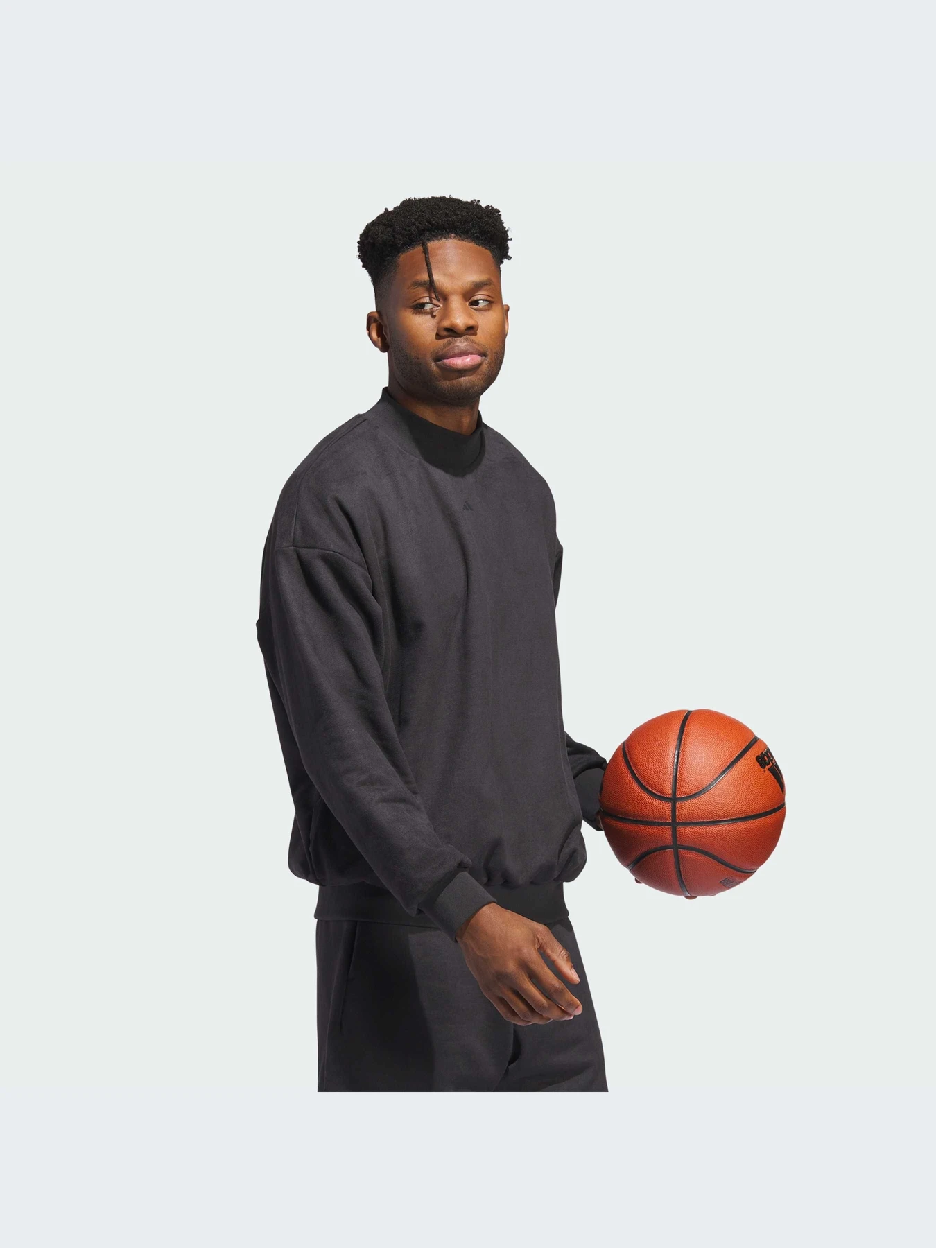 Худи и свитшоты Adidas модель IN7696-KZ Худи и свитшоты Adidas модель IN7696-KZ Фото