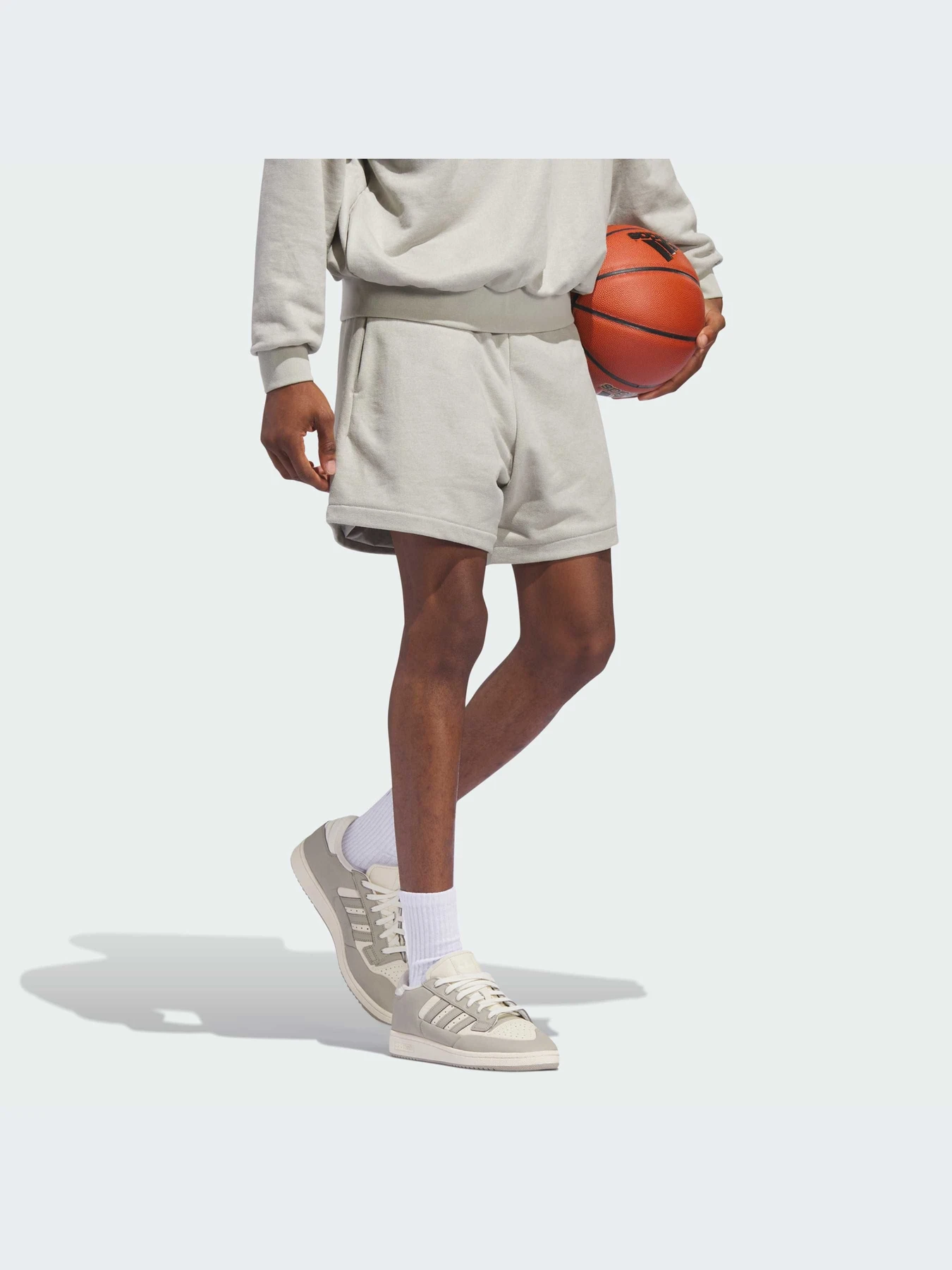 Шорты Adidas модель IN7701-KZ Шорты Adidas модель IN7701-KZ Фото
