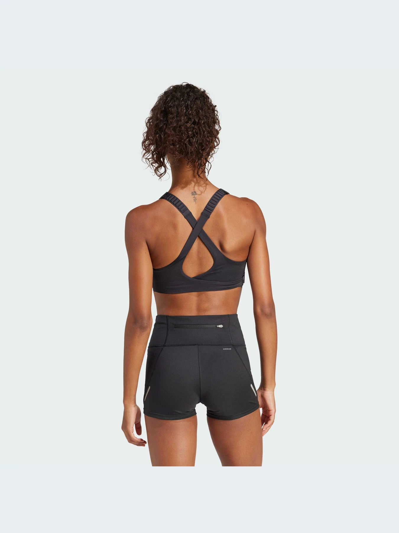 Футболки и поло Adidas модель IQ3359-KZ Футболки и поло Adidas модель IQ3359-KZ Фото