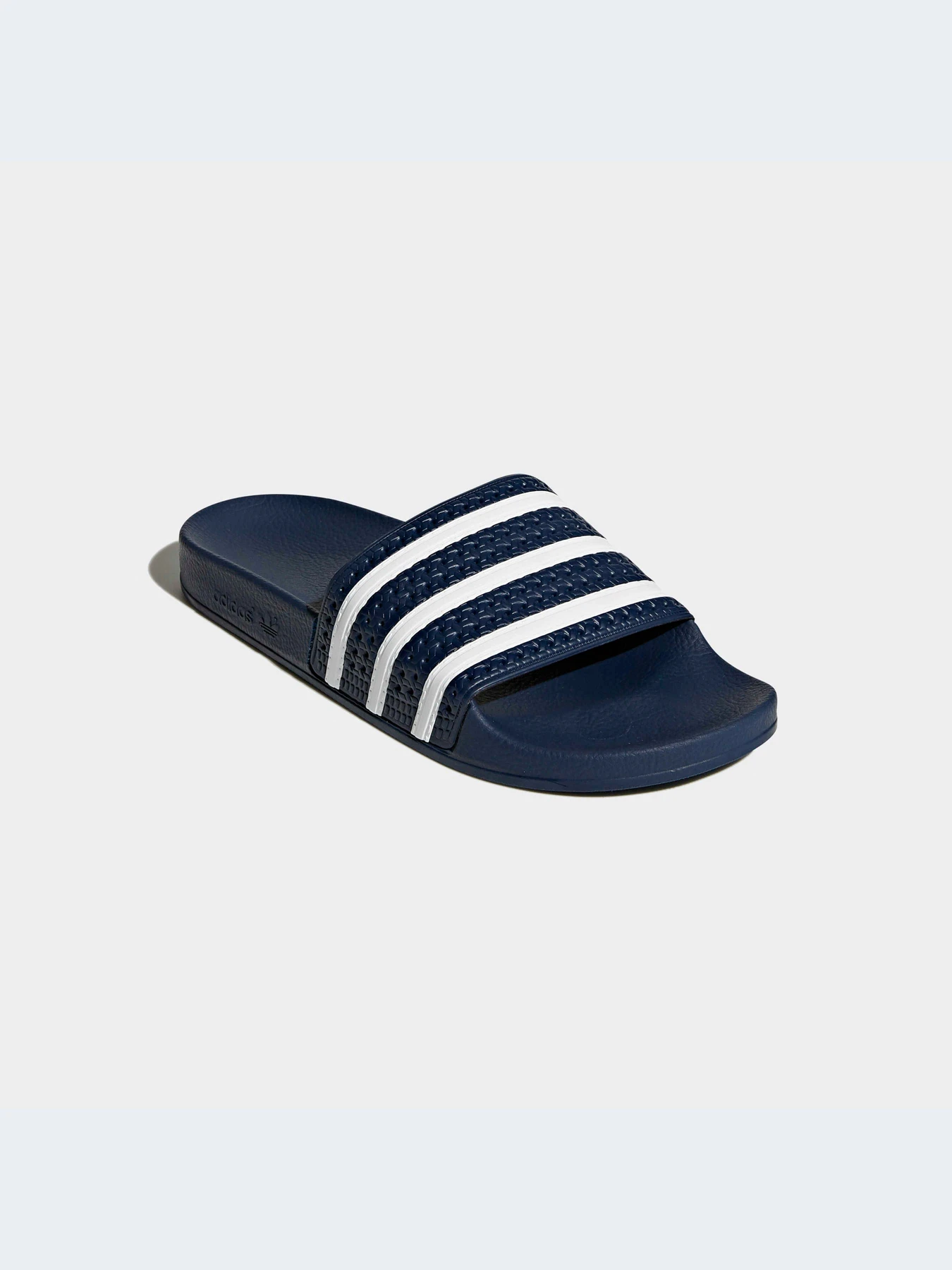 Шлёпанцы Adidas Adilette модель 288022-KZ Шлёпанцы Adidas Adilette модель 288022-KZ Фото