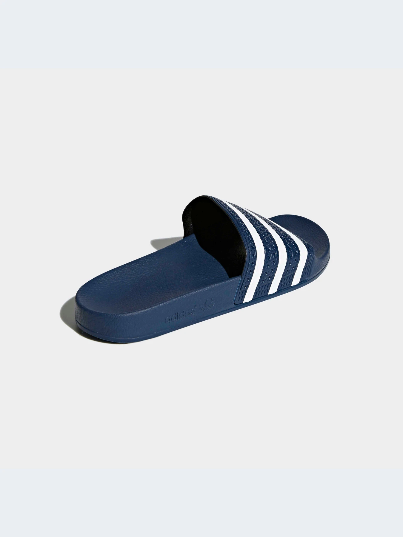 Шлёпанцы Adidas Adilette модель 288022-KZ Шлёпанцы Adidas Adilette модель 288022-KZ Фото