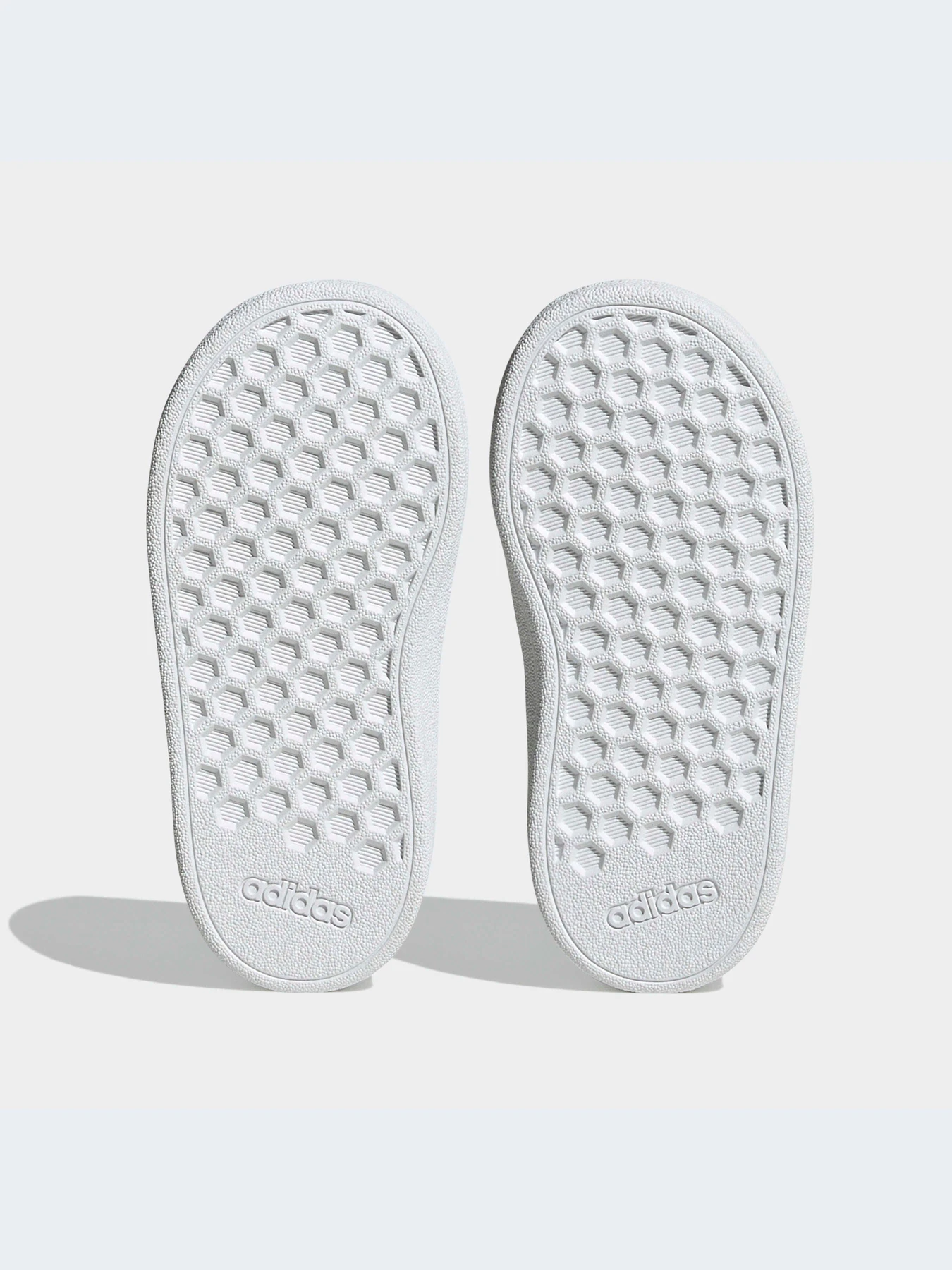 Кроссовки Adidas модель HP8918-KZ Кроссовки Adidas модель HP8918-KZ Фото