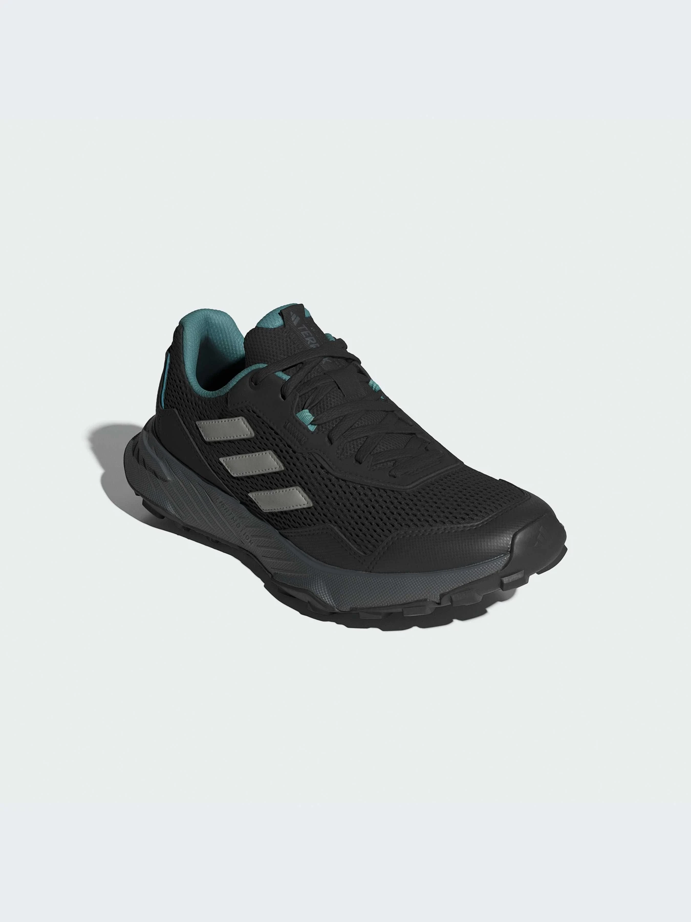 Кроссовки Adidas модель IE5909-KZ Кроссовки Adidas модель IE5909-KZ Фото