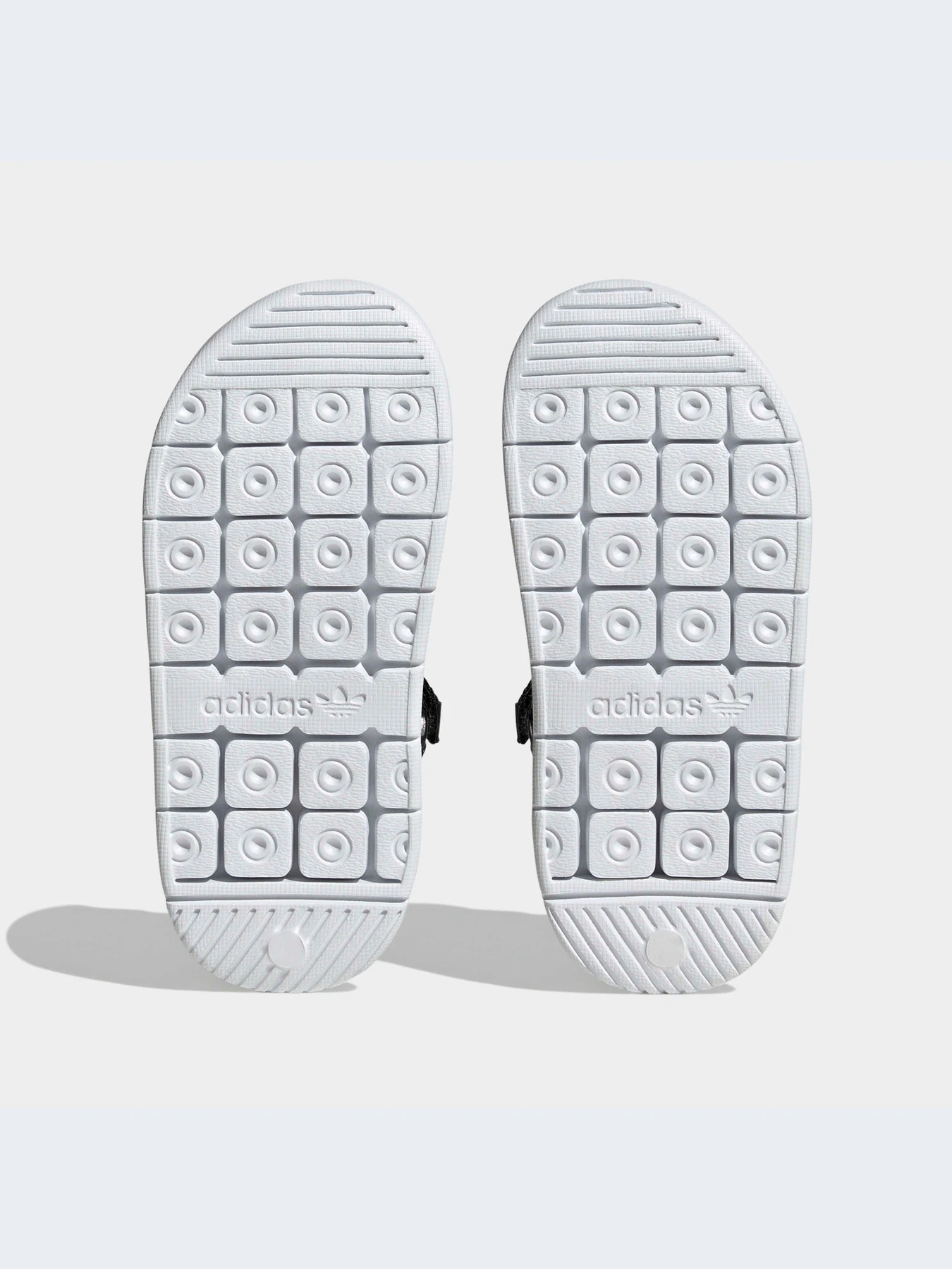 Сандалии Adidas модель HQ6046-KZ Сандалии Adidas модель HQ6046-KZ Фото