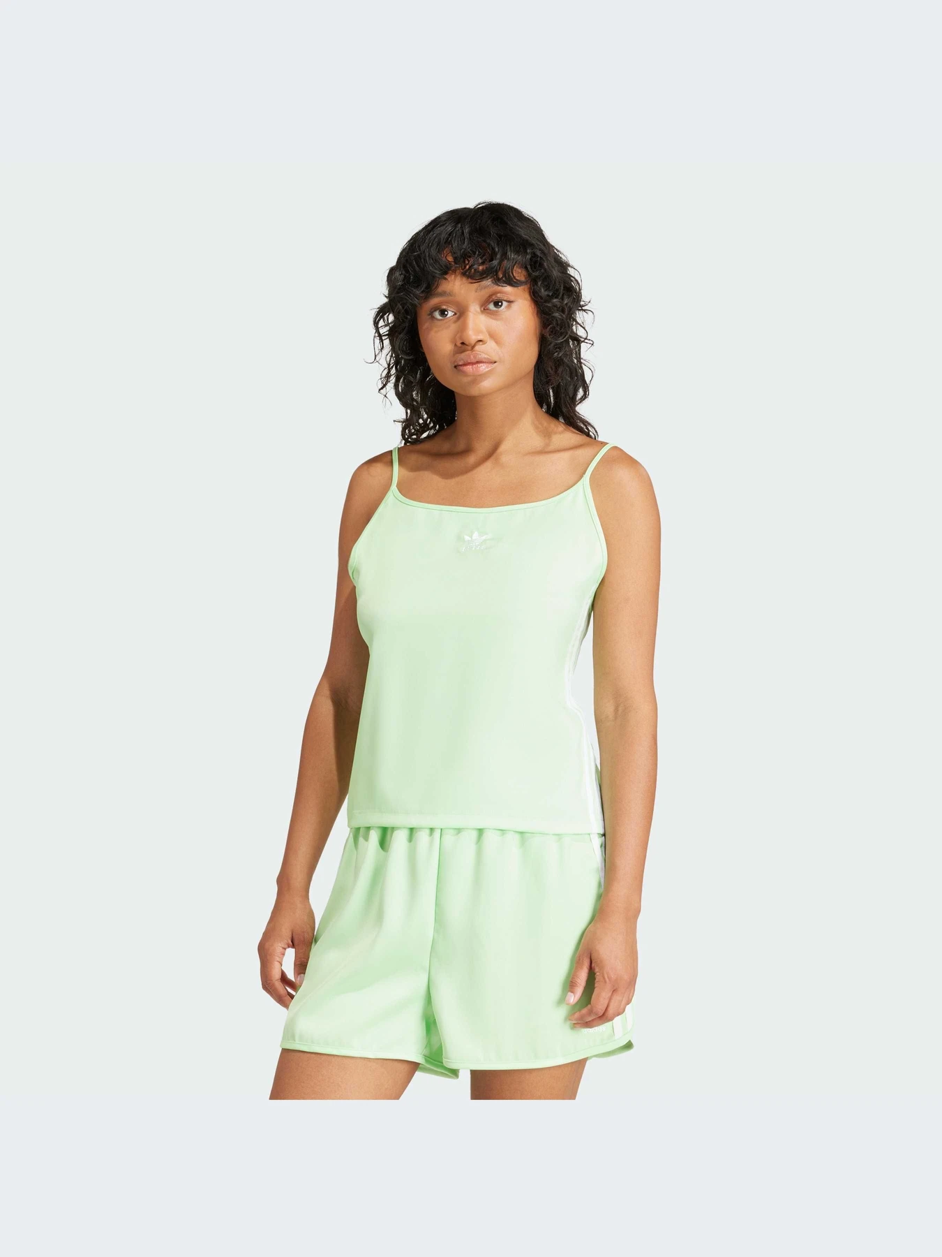 Футболки и поло Adidas Adicolor модель IN8370-KZ Футболки и поло Adidas Adicolor модель IN8370-KZ Фото