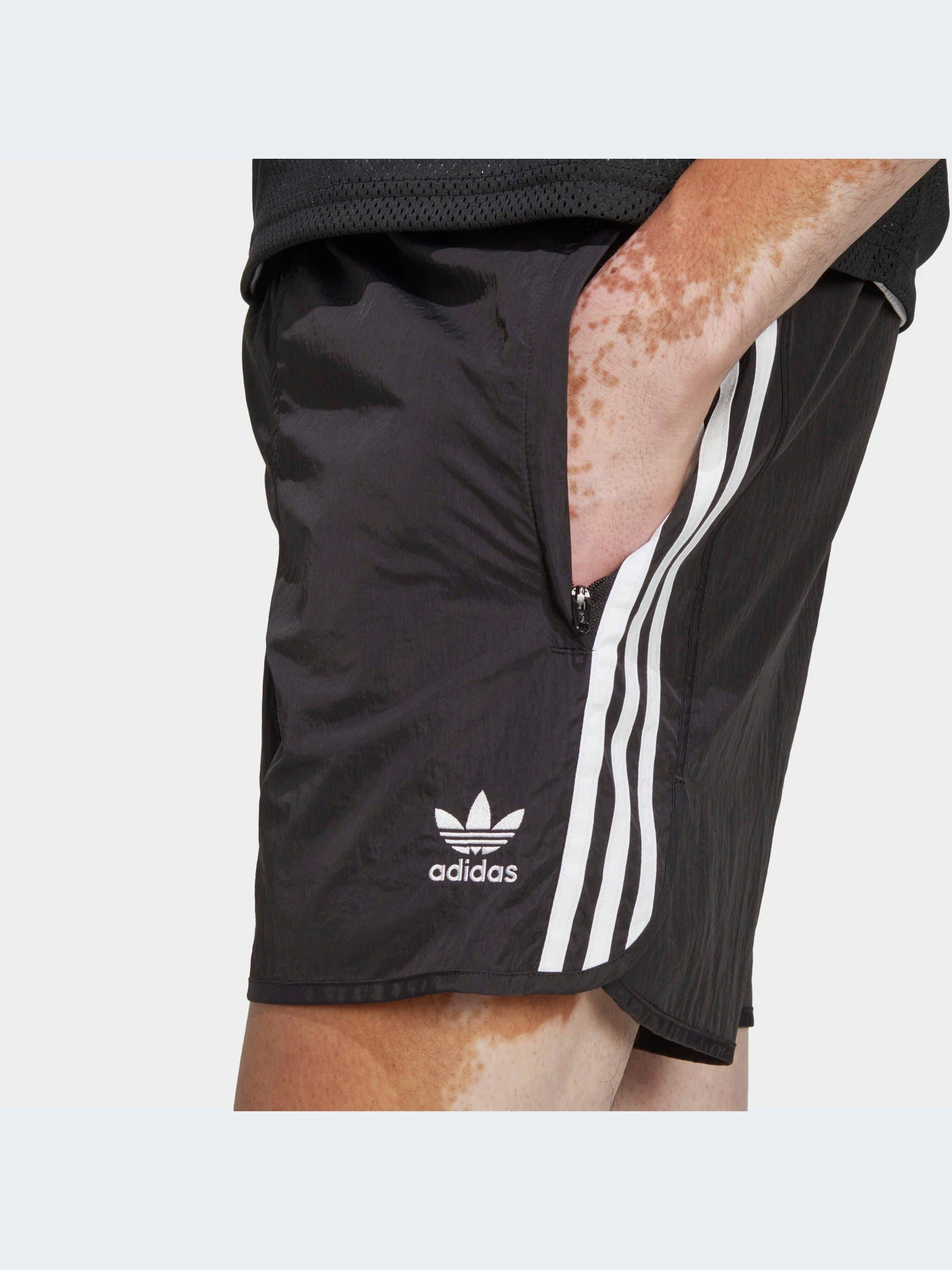 Шорты Adidas модель HS2069-KZ Шорты Adidas модель HS2069-KZ Фото