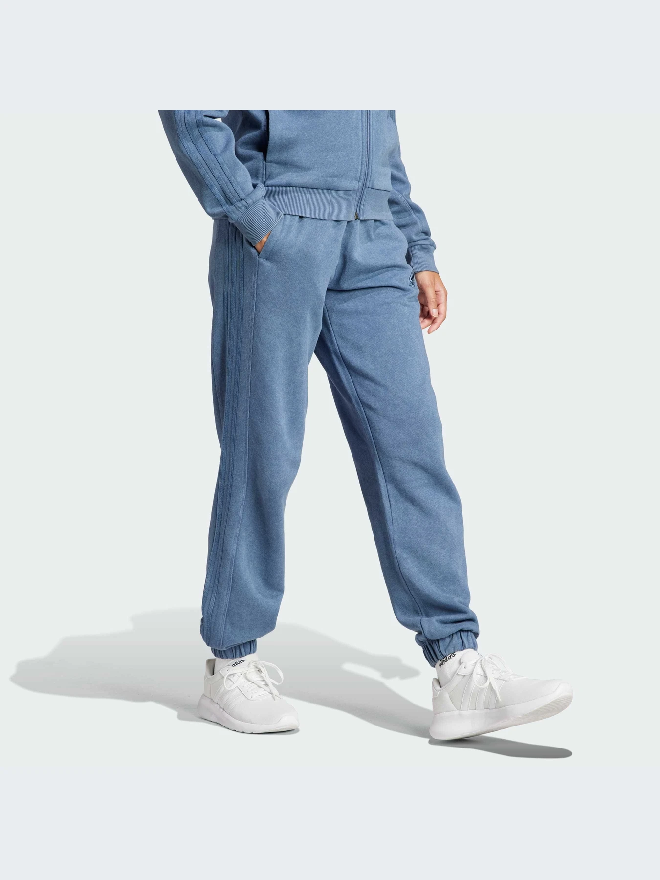 Брюки Adidas 3 Stripes модель IR9707-KZ Брюки Adidas 3 Stripes модель IR9707-KZ Фото