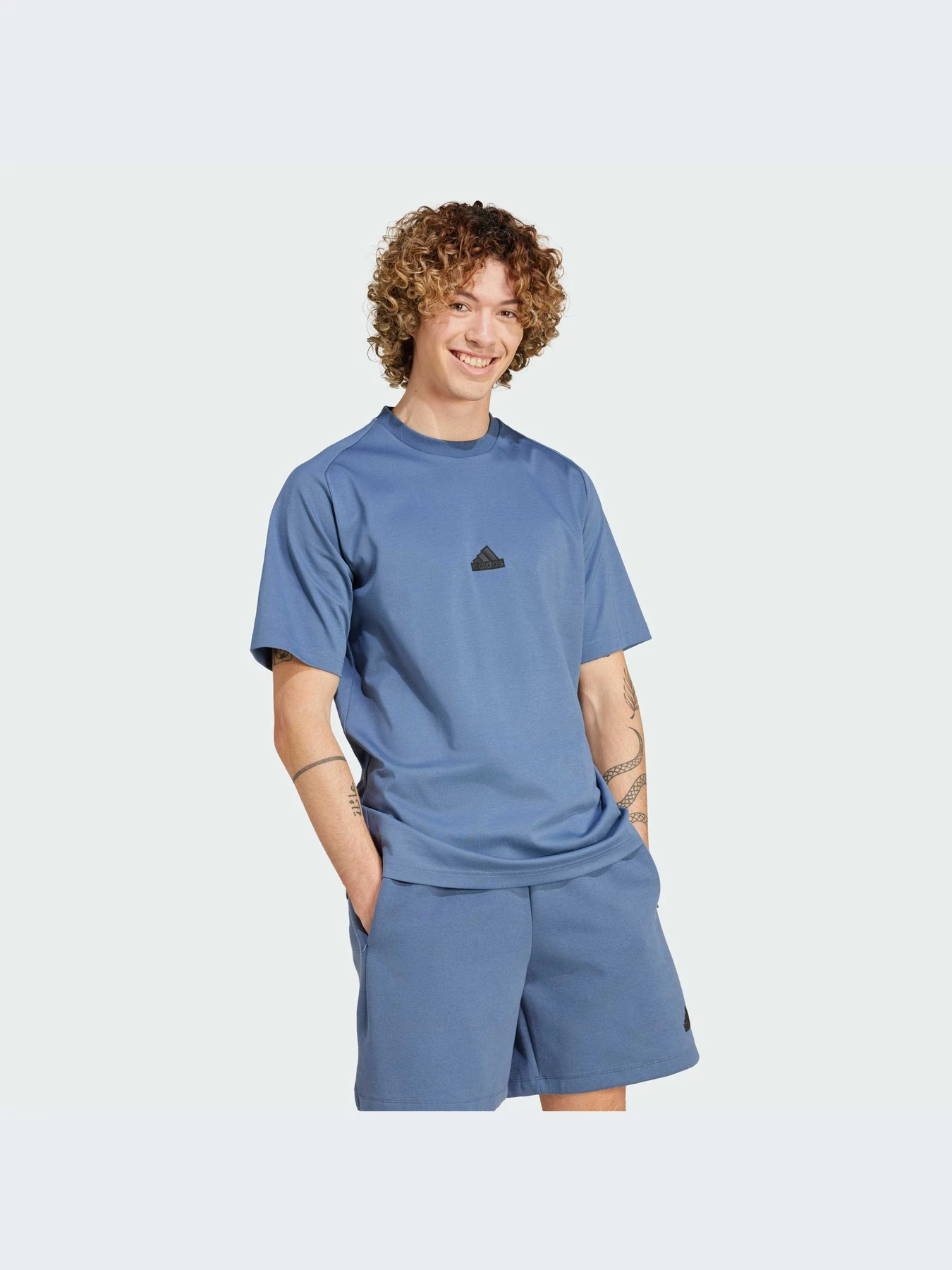 Футболки и поло Adidas ZNE модель IR5234-KZ Футболки и поло Adidas ZNE модель IR5234-KZ Фото