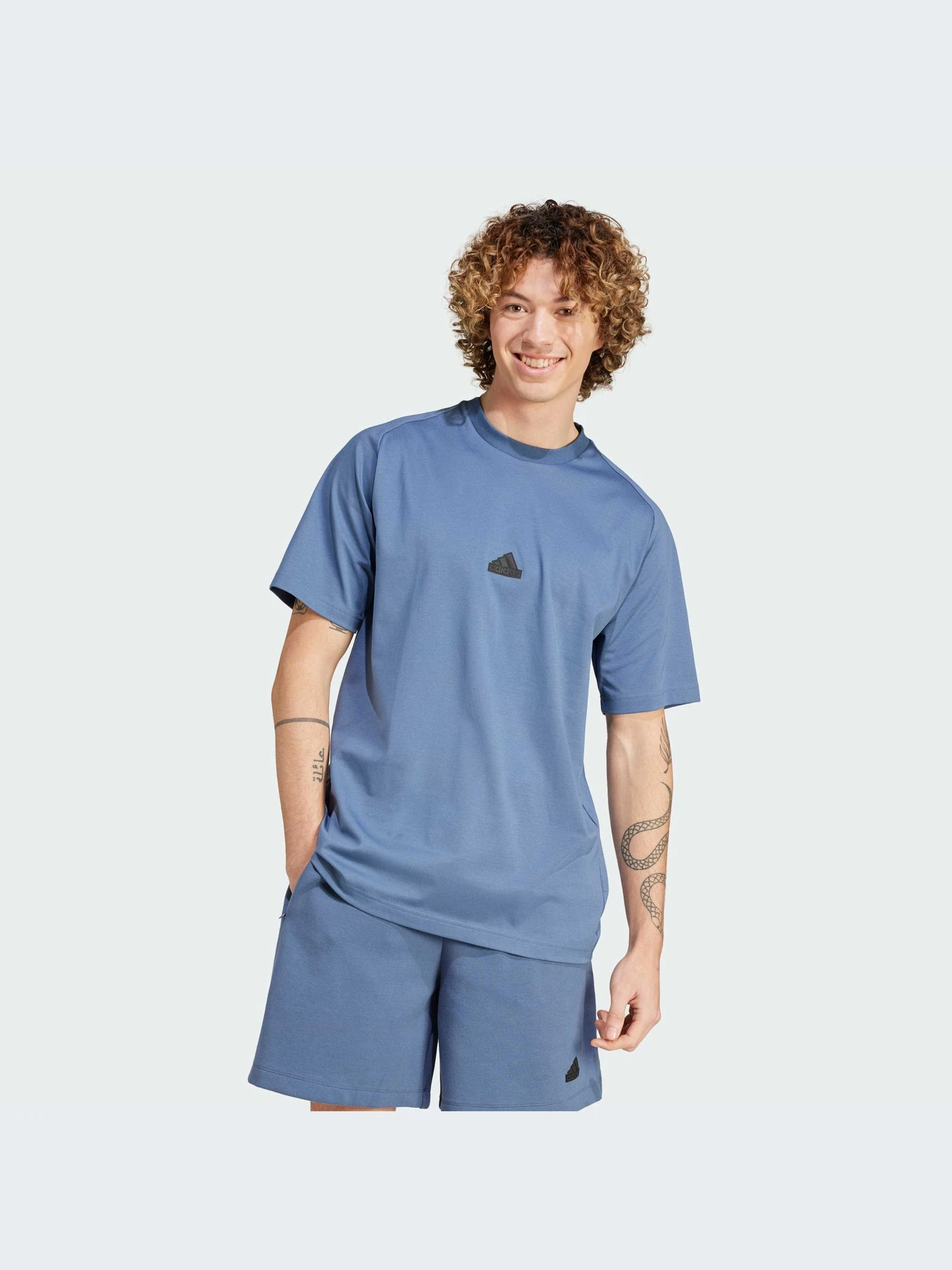 Футболки и поло Adidas ZNE модель IR5234-KZ Футболки и поло Adidas ZNE модель IR5234-KZ Фото