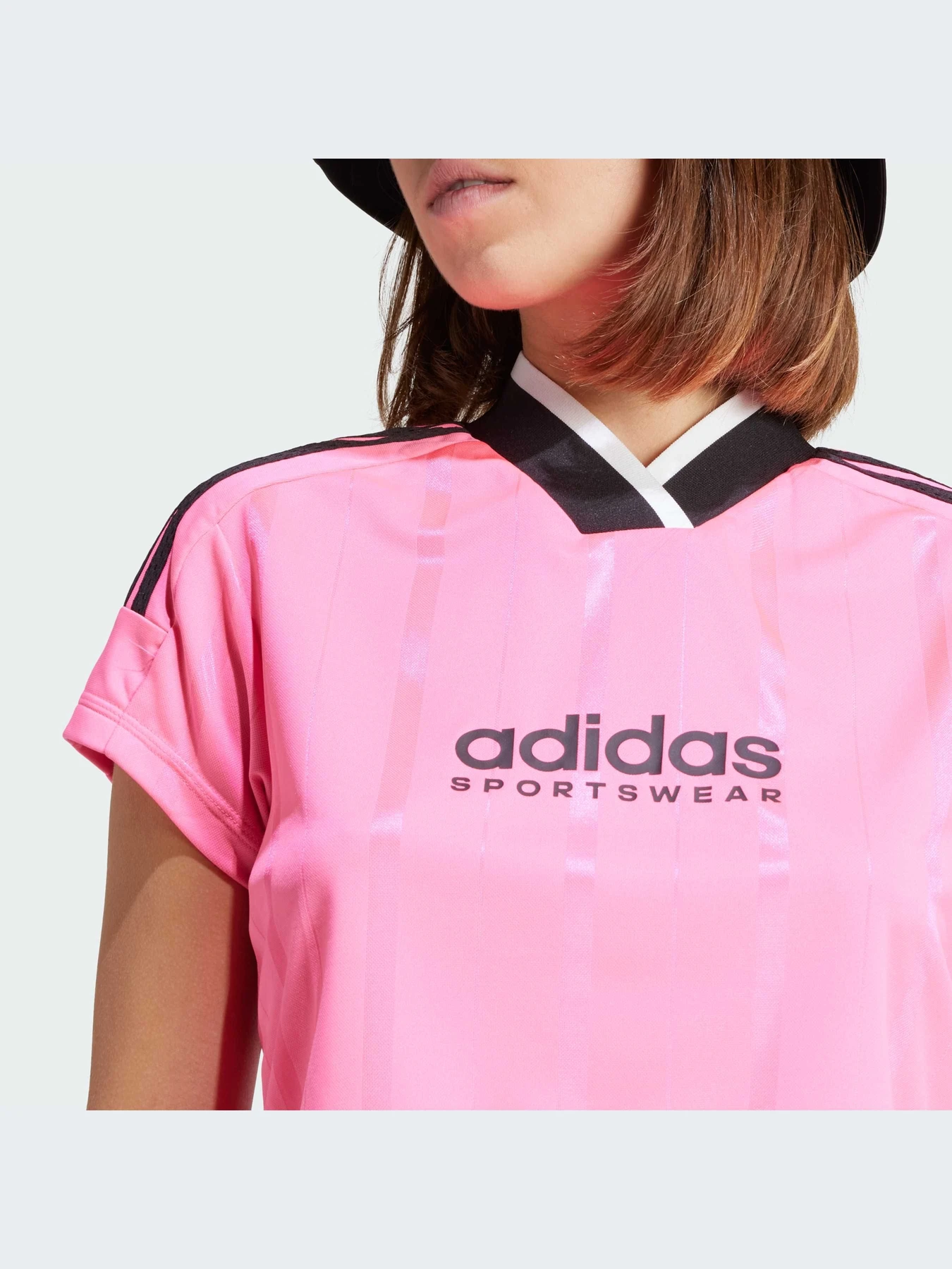 Футболки и поло Adidas Tiro модель IS0727-KZ Футболки и поло Adidas Tiro модель IS0727-KZ Фото