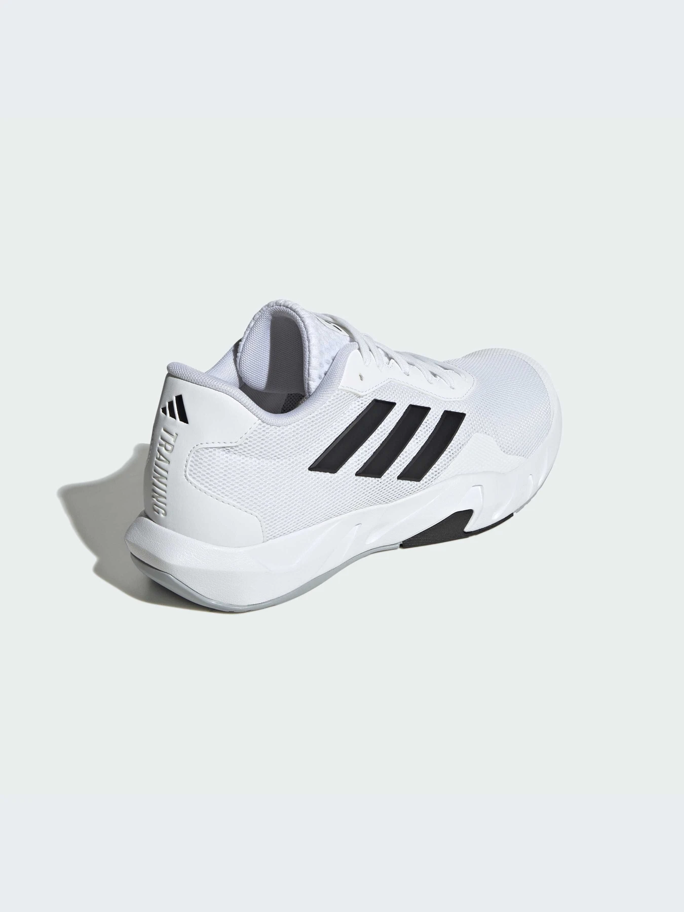 Кроссовки Adidas модель IF0954-KZ Кроссовки Adidas модель IF0954-KZ Фото