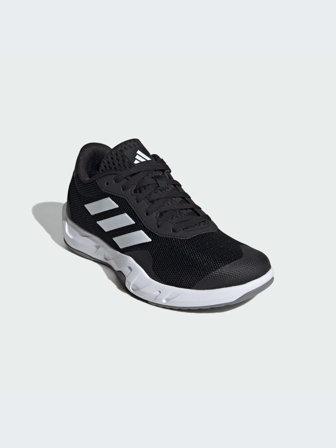 Кроссовки Adidas модель IF0957-KZ Кроссовки Adidas модель IF0957-KZ Фото
