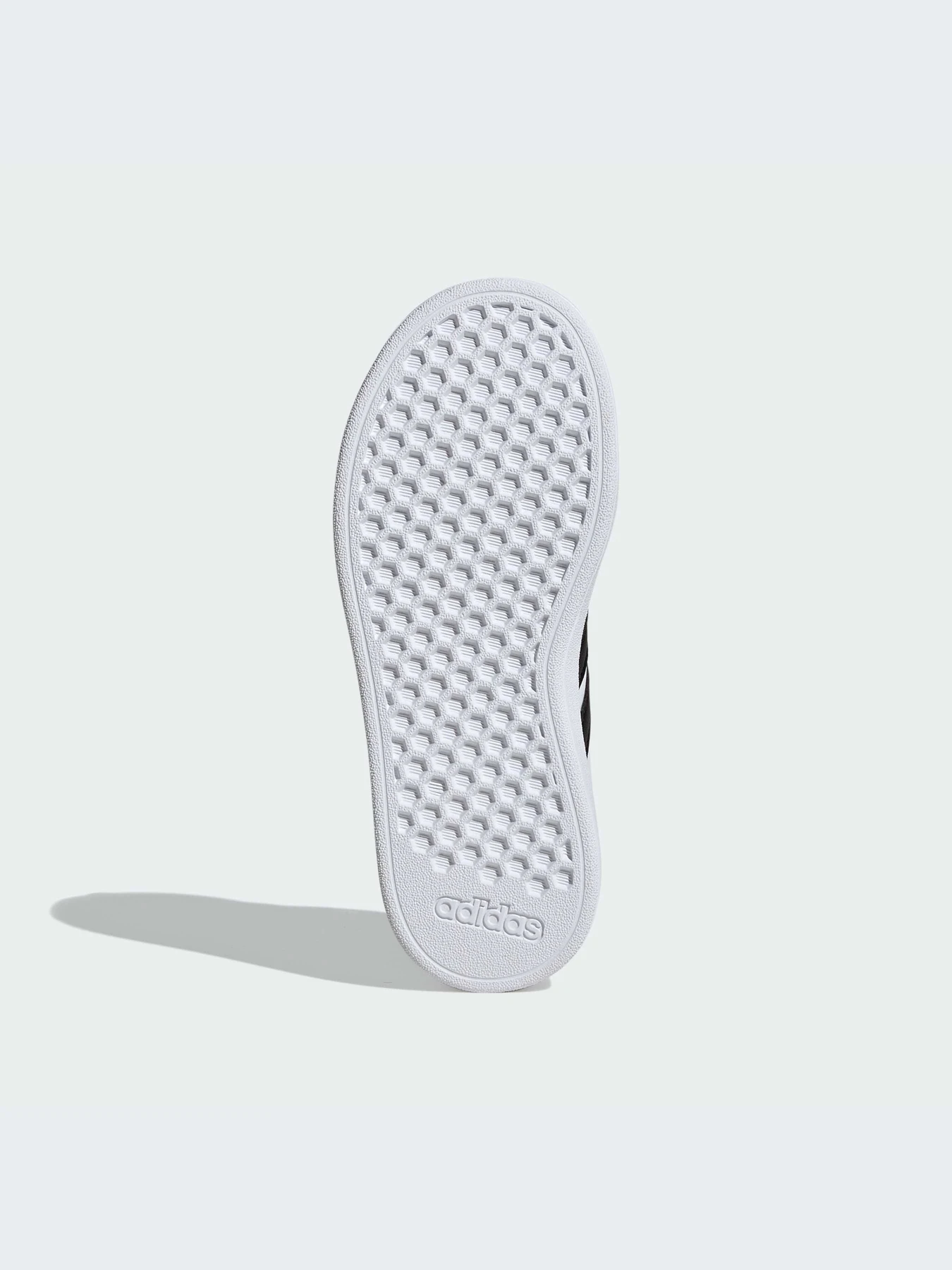 Кеды Adidas Grand Court модель IH5529-KZ Кеды Adidas Grand Court модель IH5529-KZ Фото