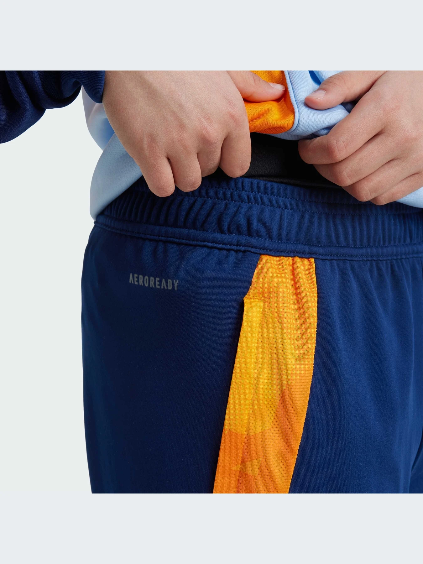 Брюки Adidas Tiro модель IT5120-KZ Брюки Adidas Tiro модель IT5120-KZ Фото