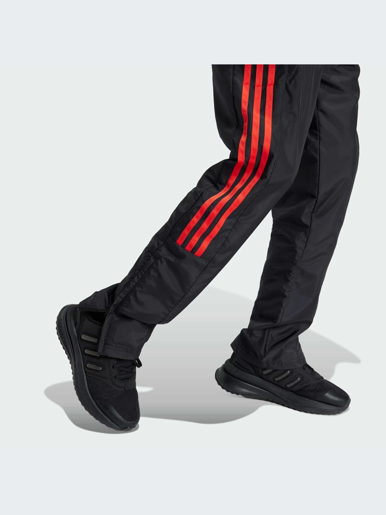 Брюки Adidas Tiro модель IV7104-KZ Брюки Adidas Tiro модель IV7104-KZ Фото