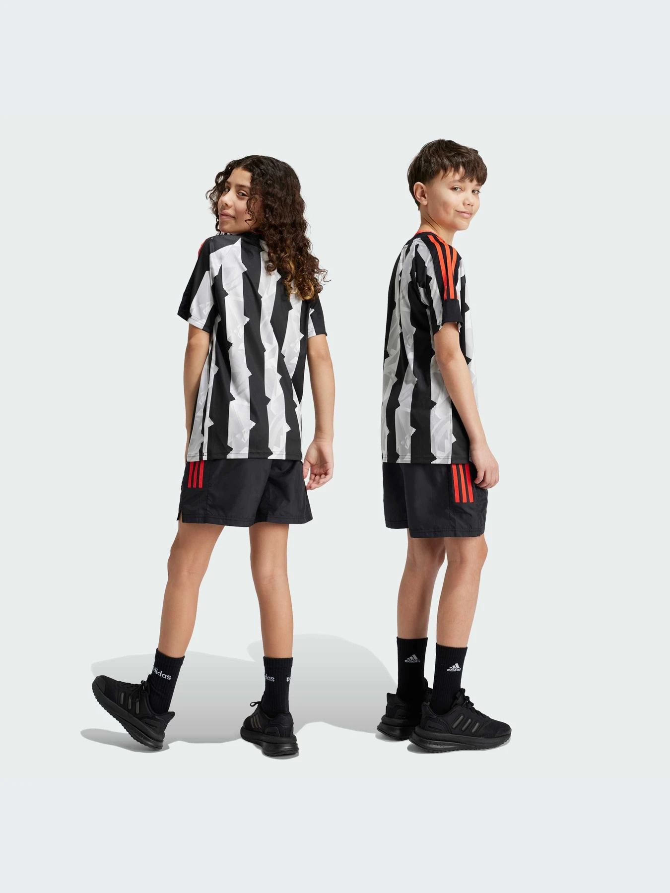 Шорты Adidas Tiro модель IV7105-KZ Шорты Adidas Tiro модель IV7105-KZ Фото