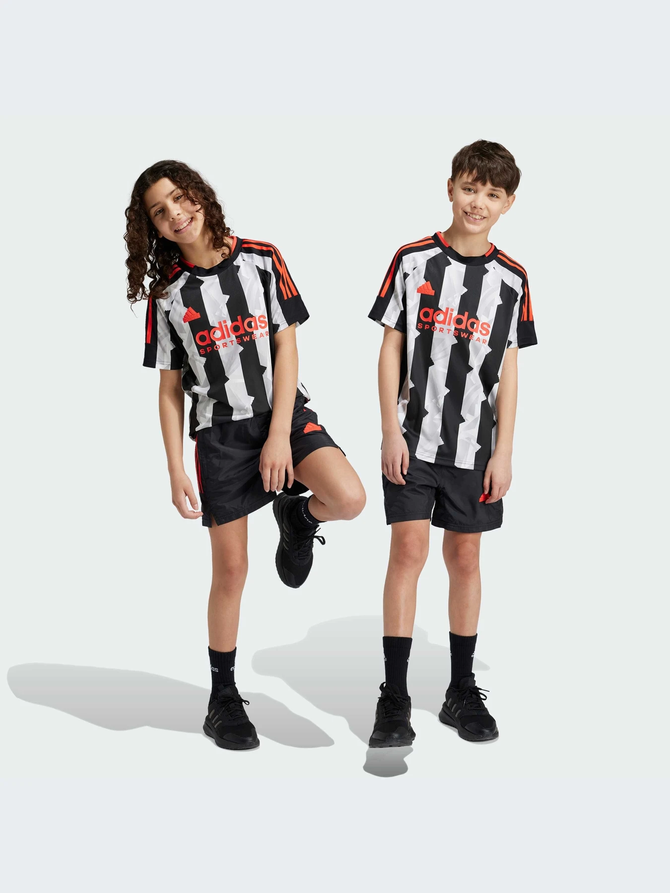 Шорты Adidas Tiro модель IV7105-KZ Шорты Adidas Tiro модель IV7105-KZ Фото