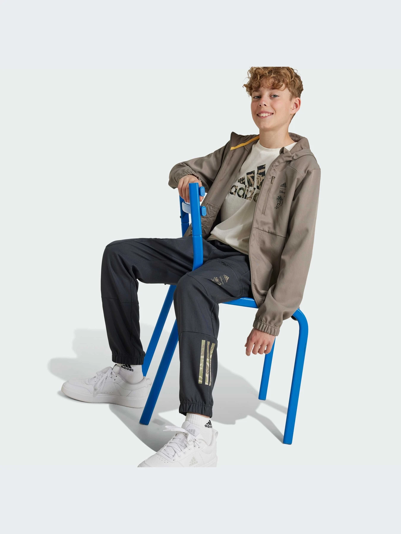 Брюки Adidas Disney модель IV7358-KZ Брюки Adidas Disney модель IV7358-KZ Фото