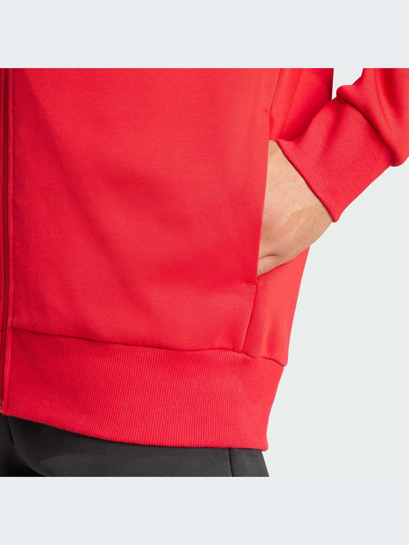 Худи и свитшоты Adidas модель IT4187-KZ Худи и свитшоты Adidas модель IT4187-KZ Фото
