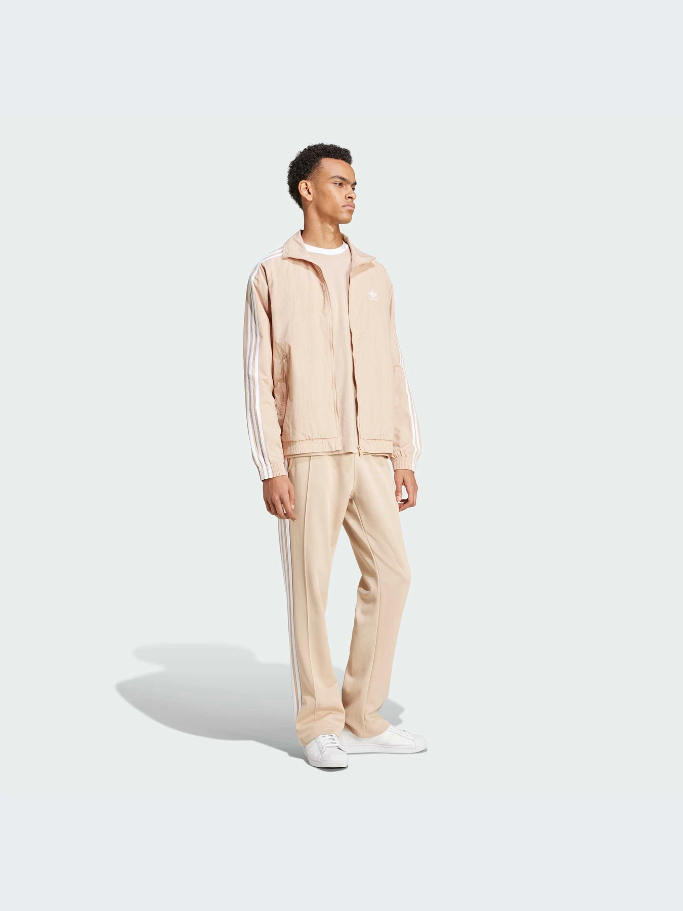 Брюки Adidas Adicolor модель IX5221-KZ Брюки Adidas Adicolor модель IX5221-KZ Фото