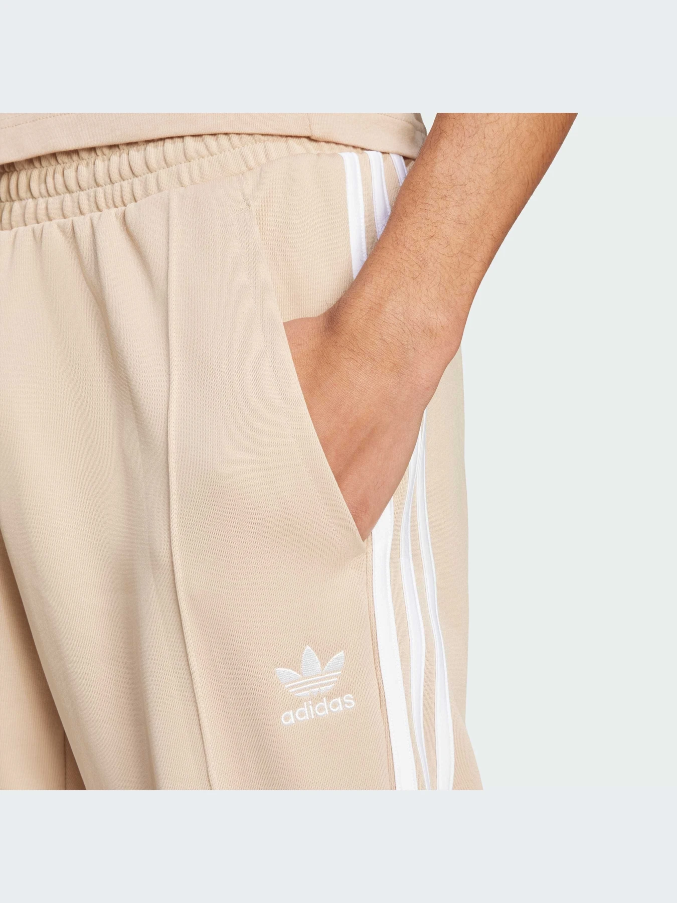 Брюки Adidas Adicolor модель IX5221-KZ Брюки Adidas Adicolor модель IX5221-KZ Фото