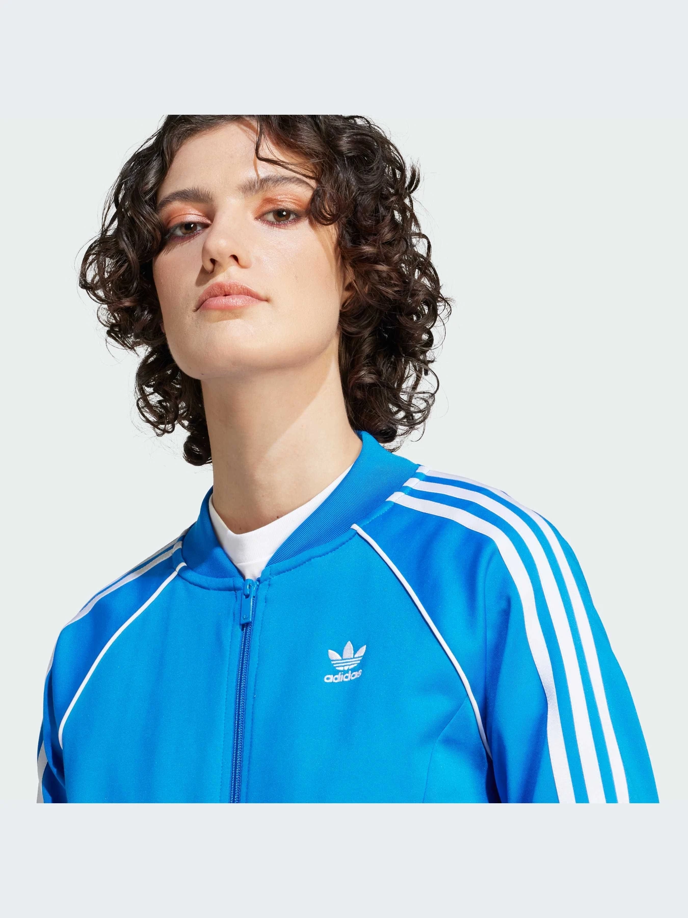 Худи и свитшоты Adidas модель IL3794-KZ Худи и свитшоты Adidas модель IL3794-KZ Фото