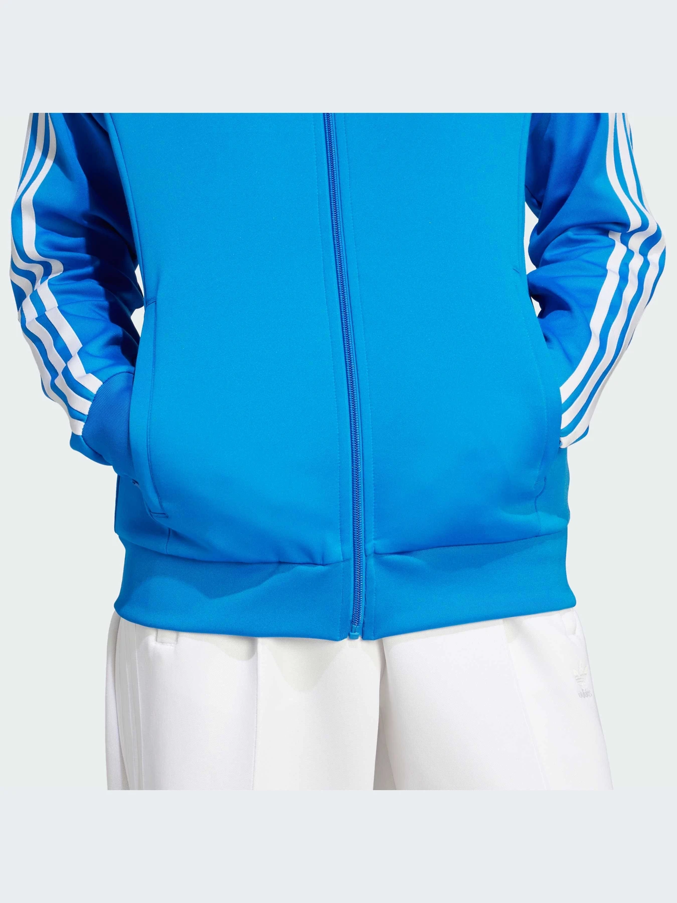 Худи и свитшоты Adidas модель IL3794-KZ Худи и свитшоты Adidas модель IL3794-KZ Фото