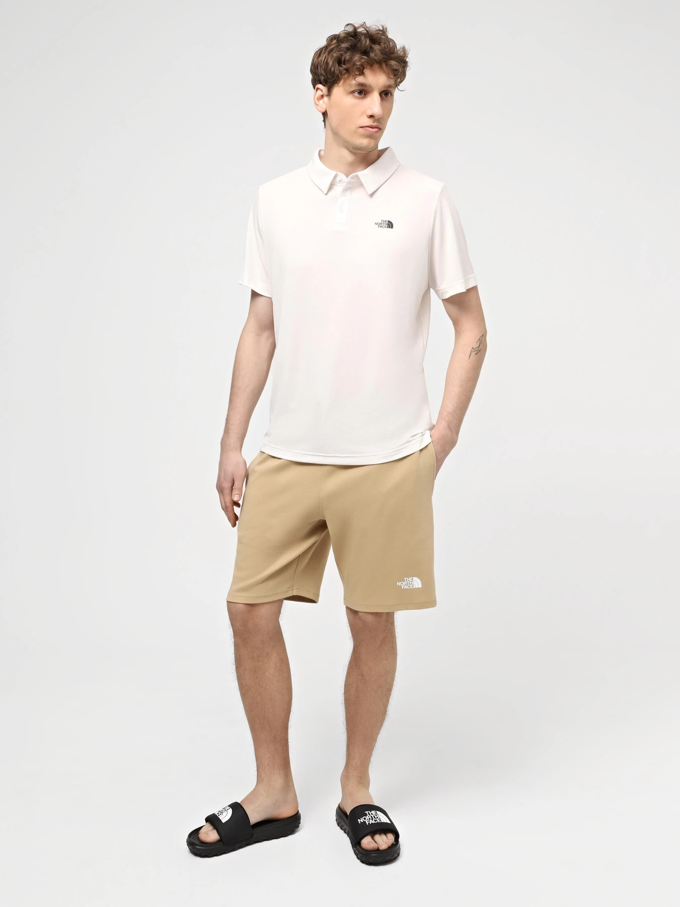 Шорты The North Face модель NF0A3S4FLK51 Шорты The North Face модель NF0A3S4FLK51 Фото