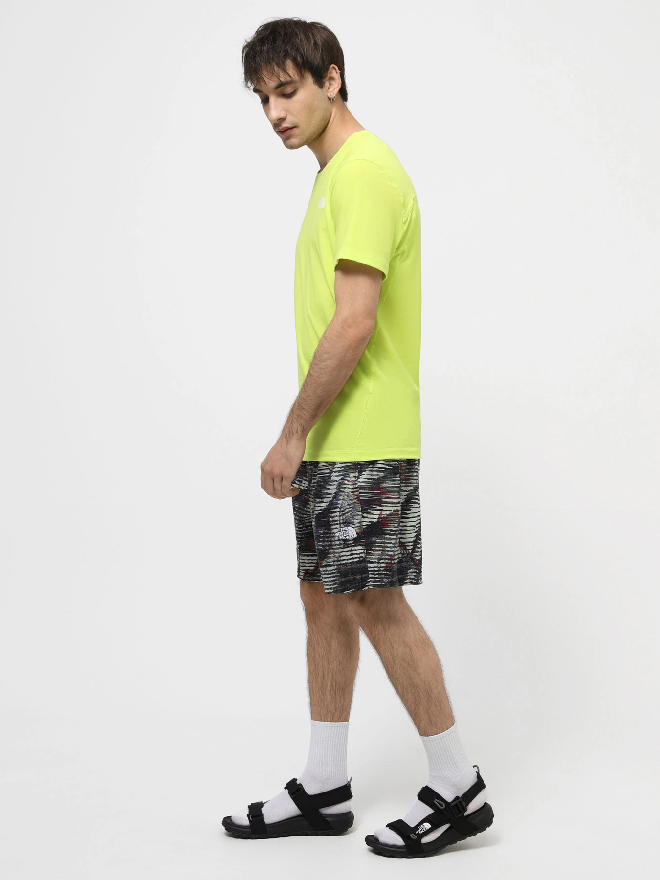 Шорты The North Face модель NF0A8768SIR1 Шорты The North Face модель NF0A8768SIR1 Фото
