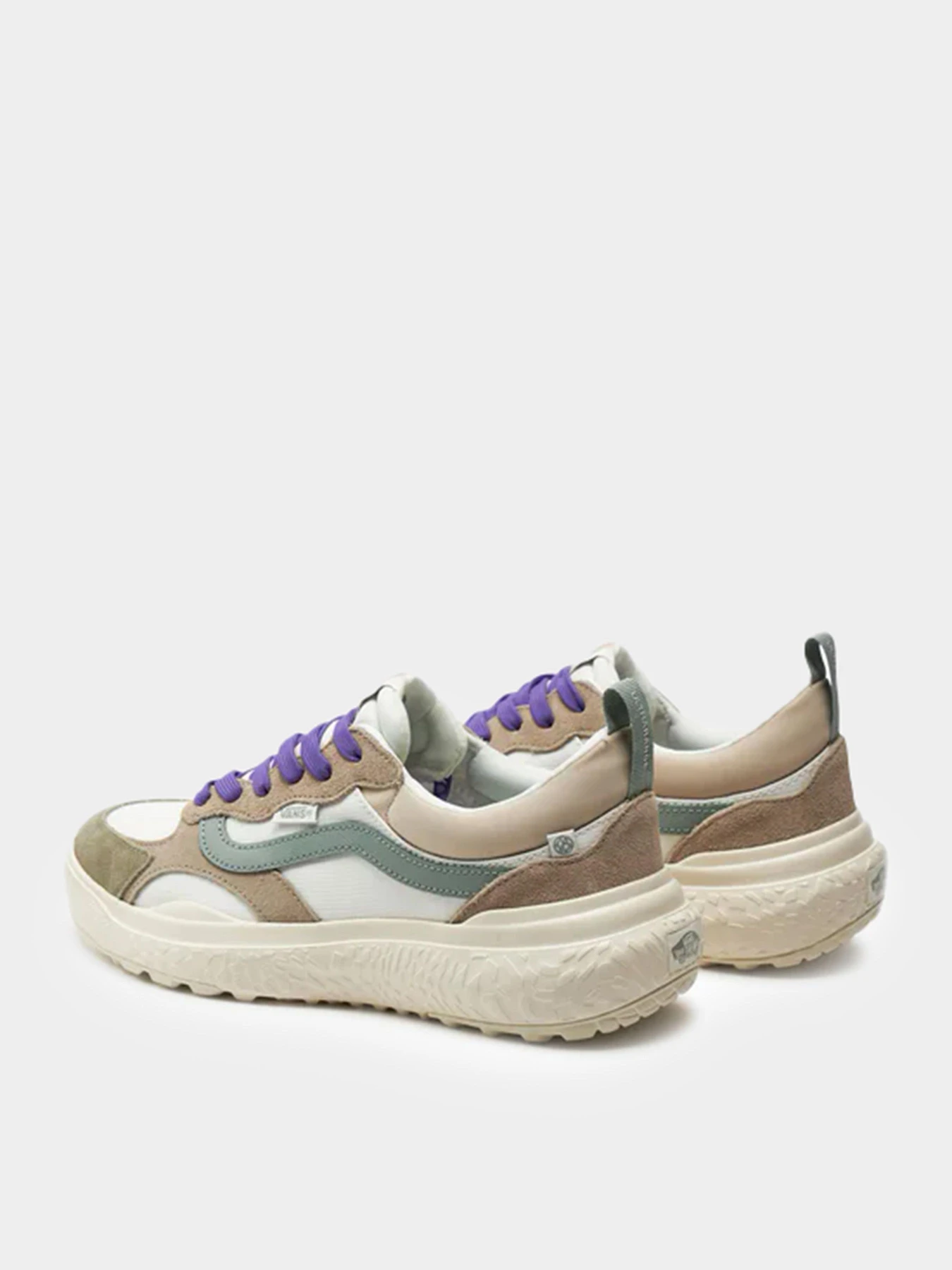 Кроссовки Vans модель VN000BCERSJ1 Кроссовки Vans модель VN000BCERSJ1 Фото