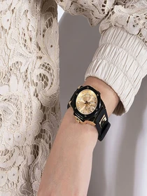 Часы GUESS модель GW0555L2 Фото