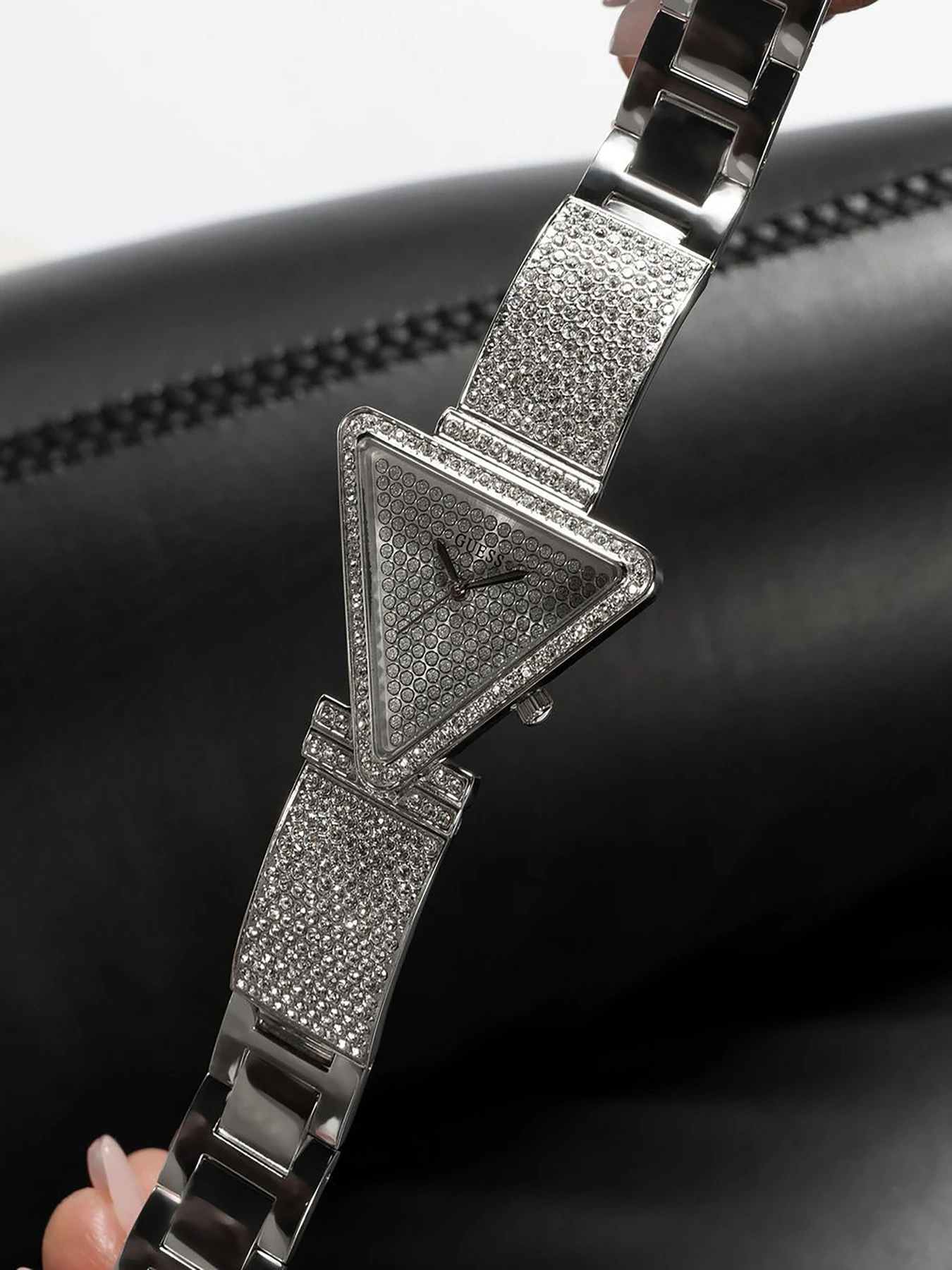 Часы GUESS модель GW0644L1 Фото