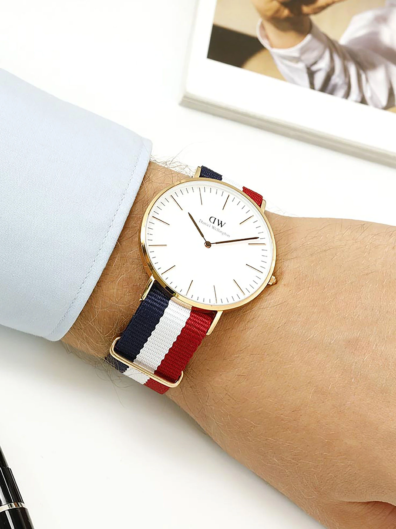 Часы Daniel Wellington модель DW00100003 Фото