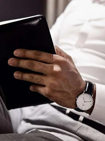 Часы Daniel Wellington модель DW00100020 Фото