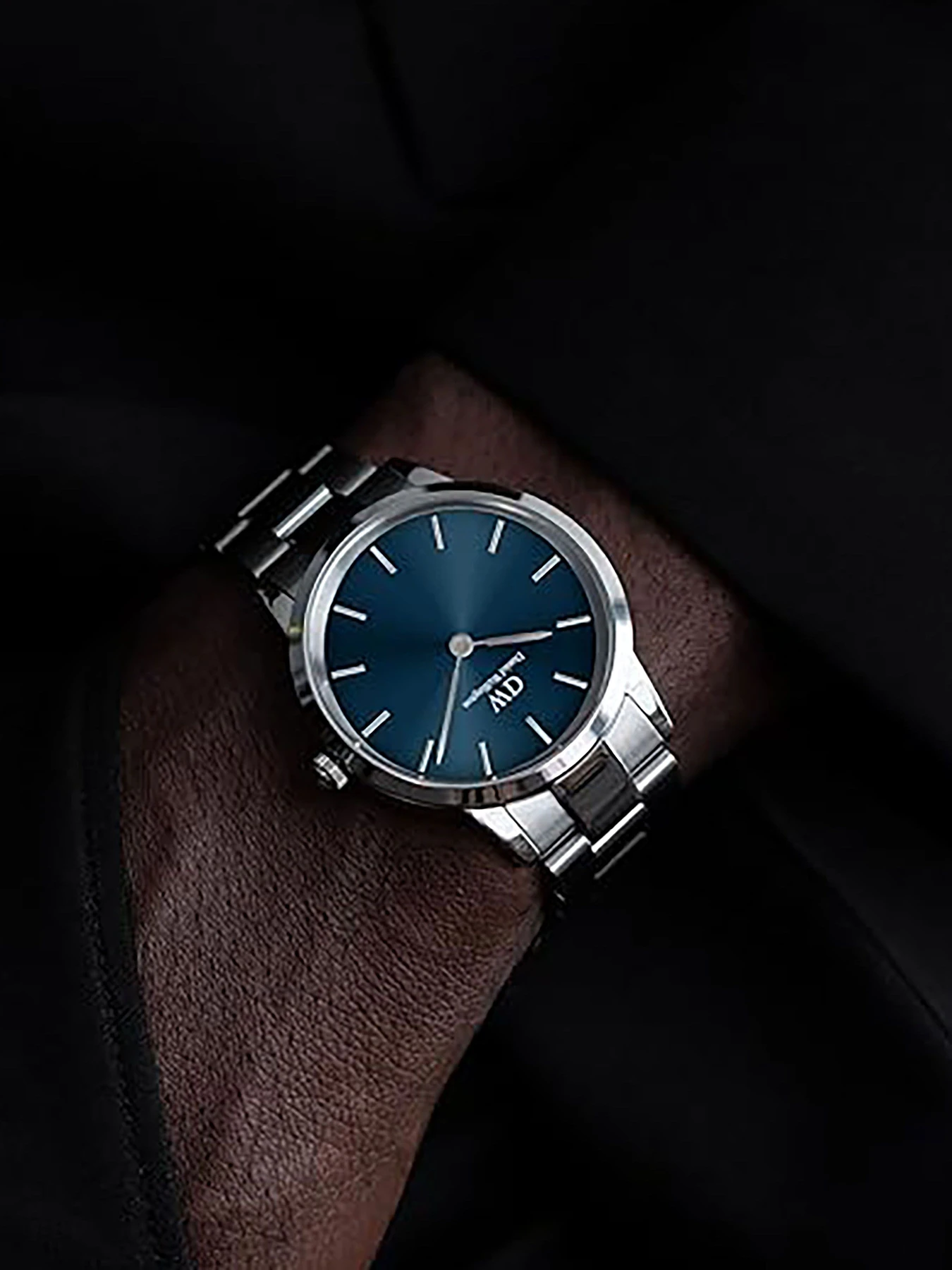 Часы Daniel Wellington модель DW00100459 Фото