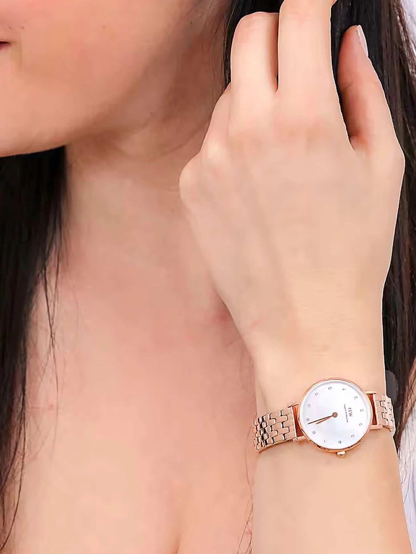 Часы Daniel Wellington модель DW00100613 Фото